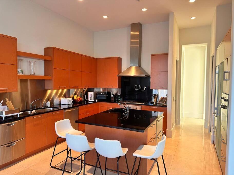 Be A Nomad l Contemporary Palace