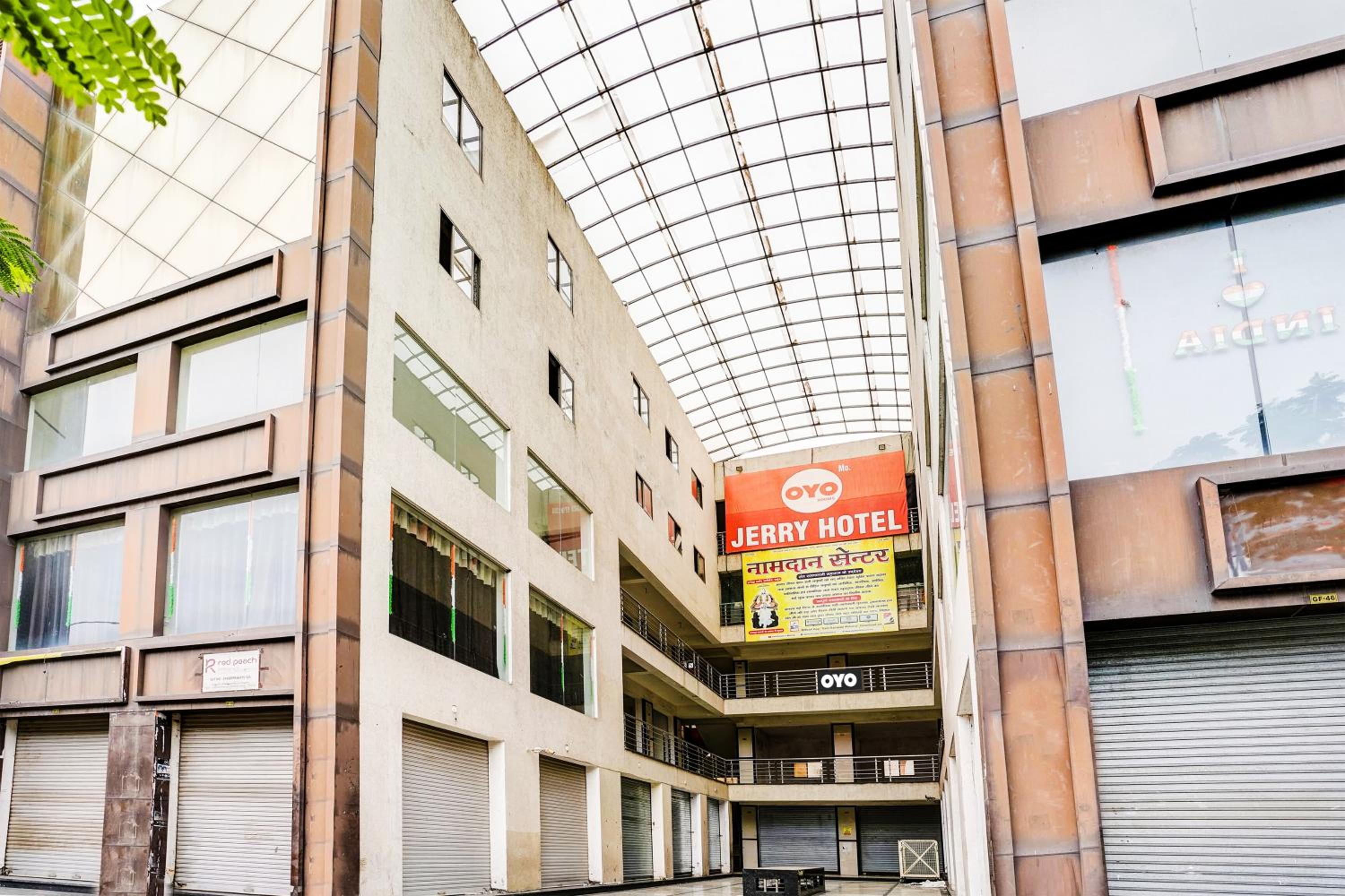 Hotel O Jerry