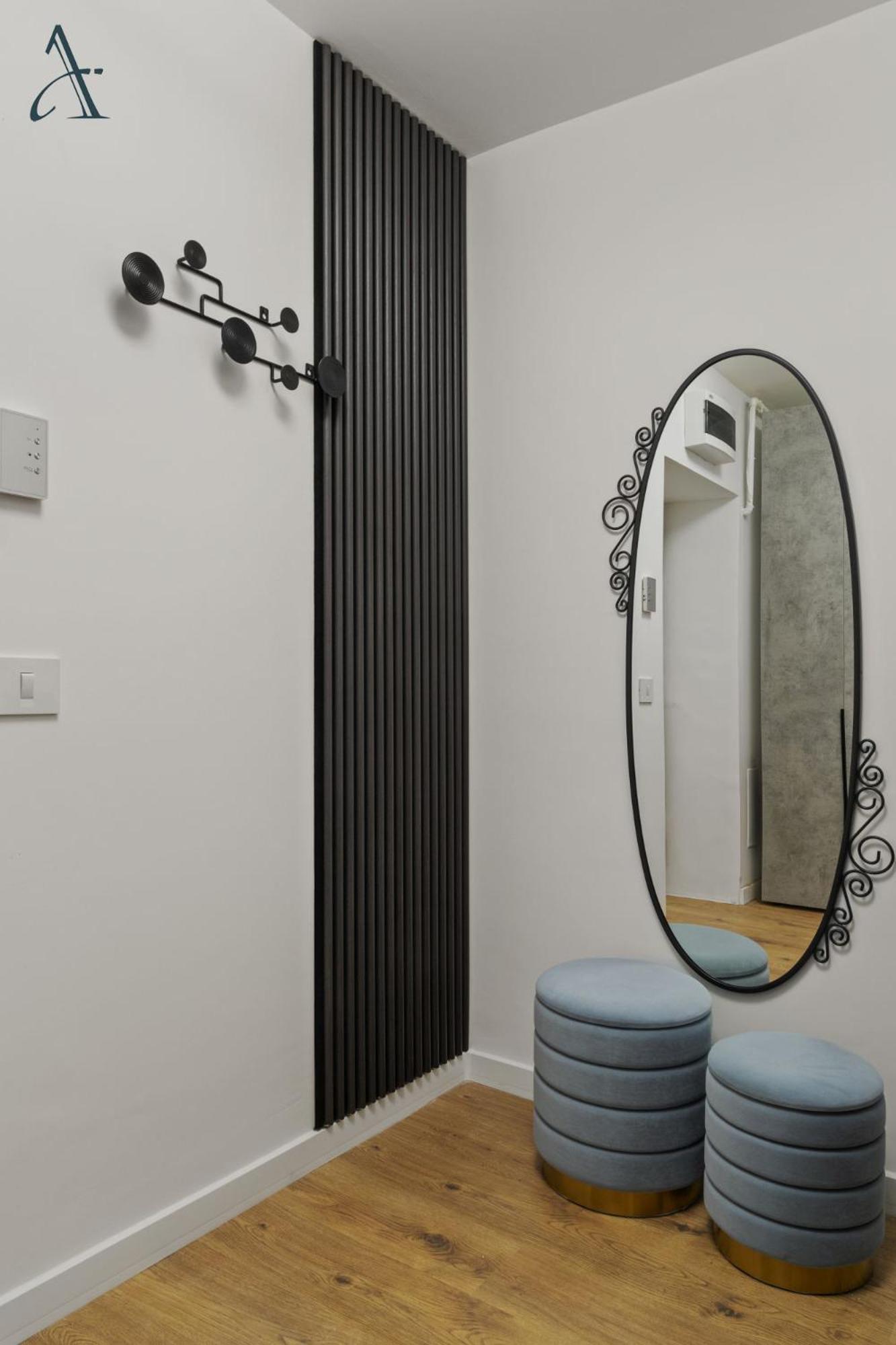 Ivory Double Studio