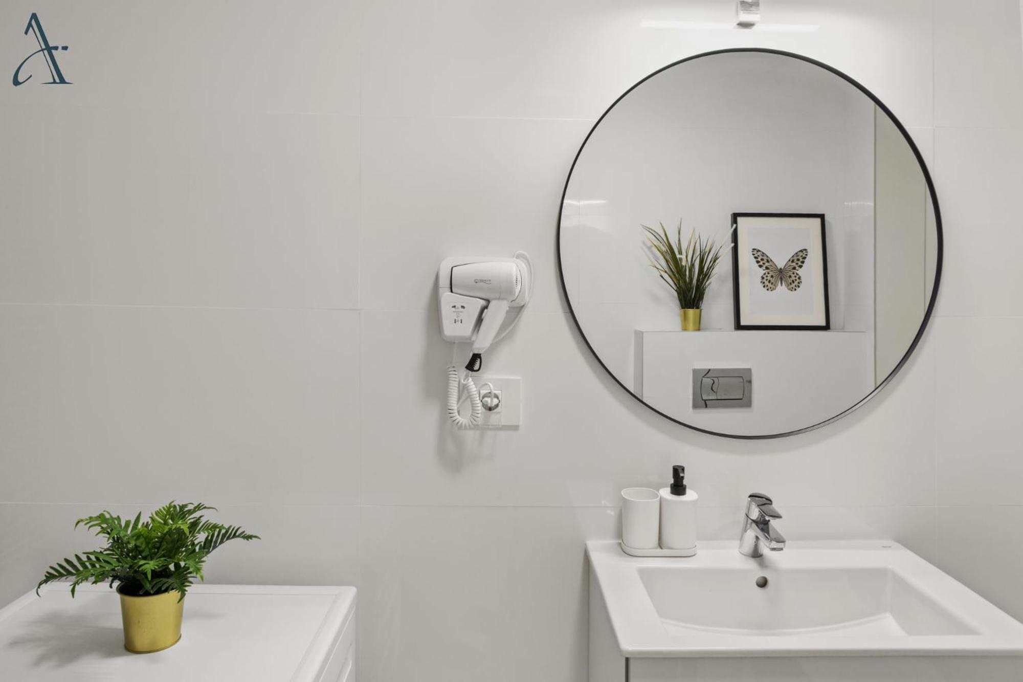 Ivory Charming Studio