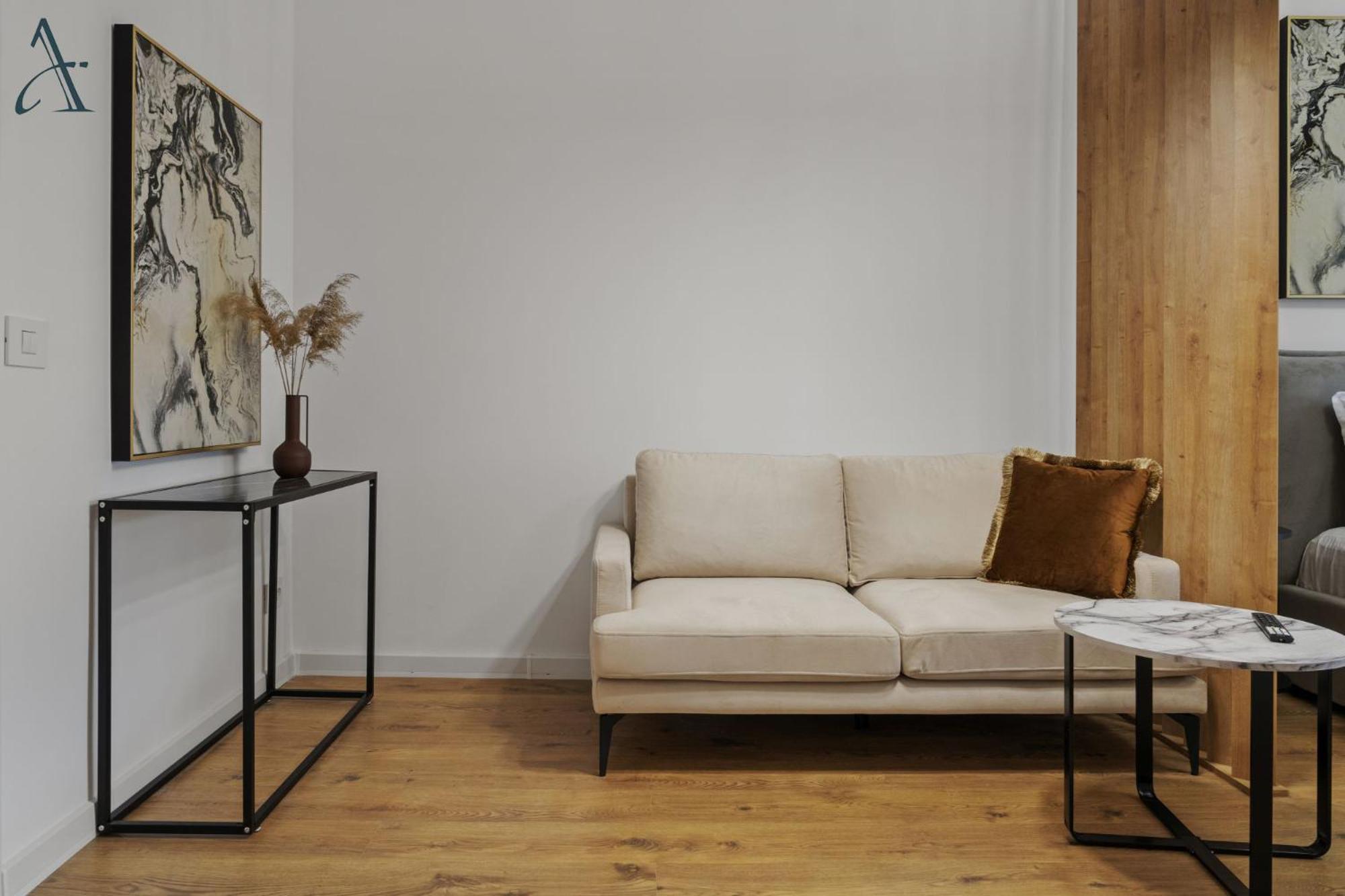 Ivory Charming Studio