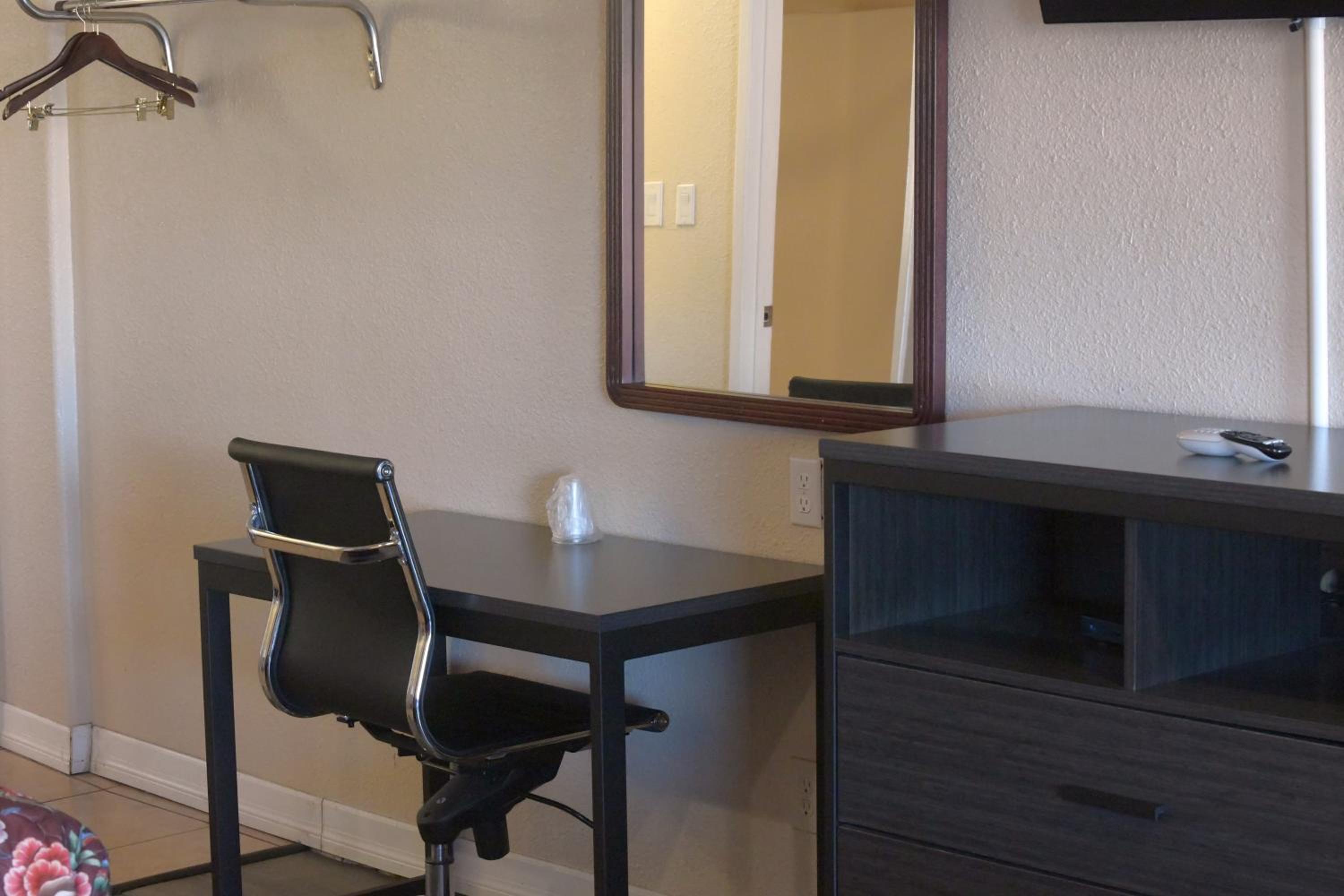 Klamath Falls Vacations - A-1 Budget Motel - Property Image 88