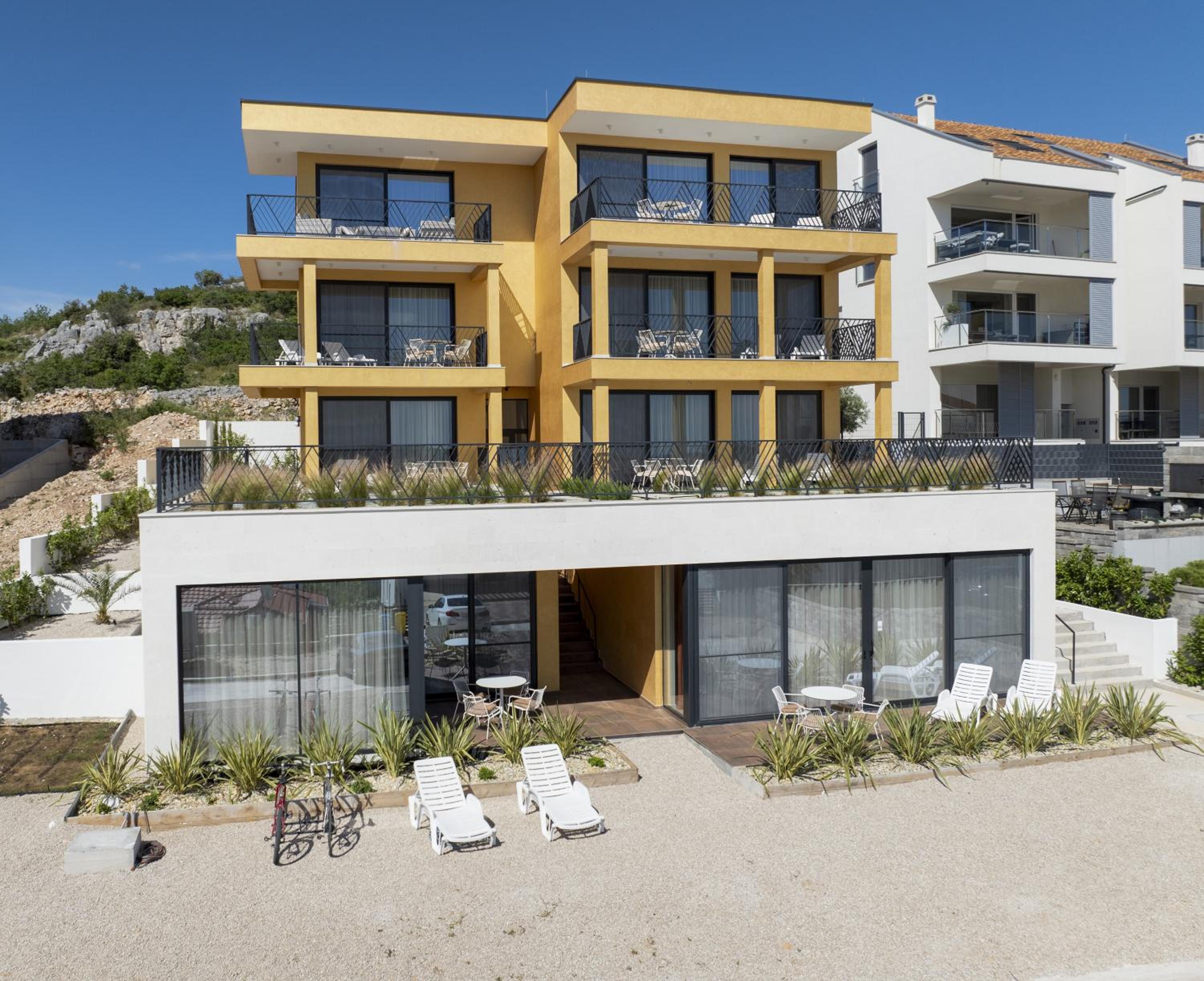 MEDITERANA Art Deco Resort view 2