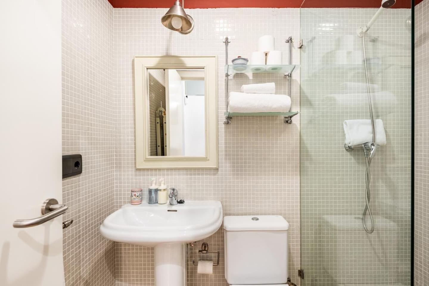 One&lux Sierpes, Bright & Classy Central Apartment view 5