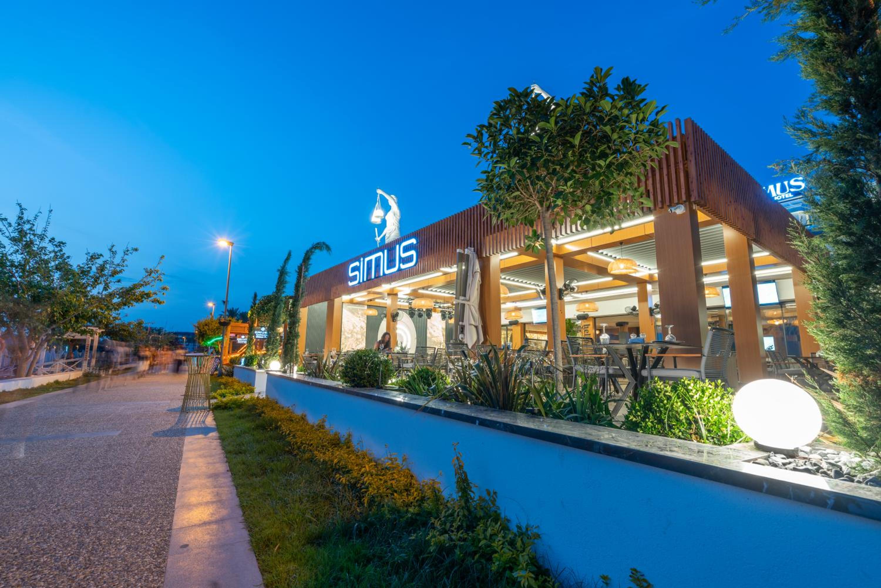 Simus Beach Hotel - Image 37