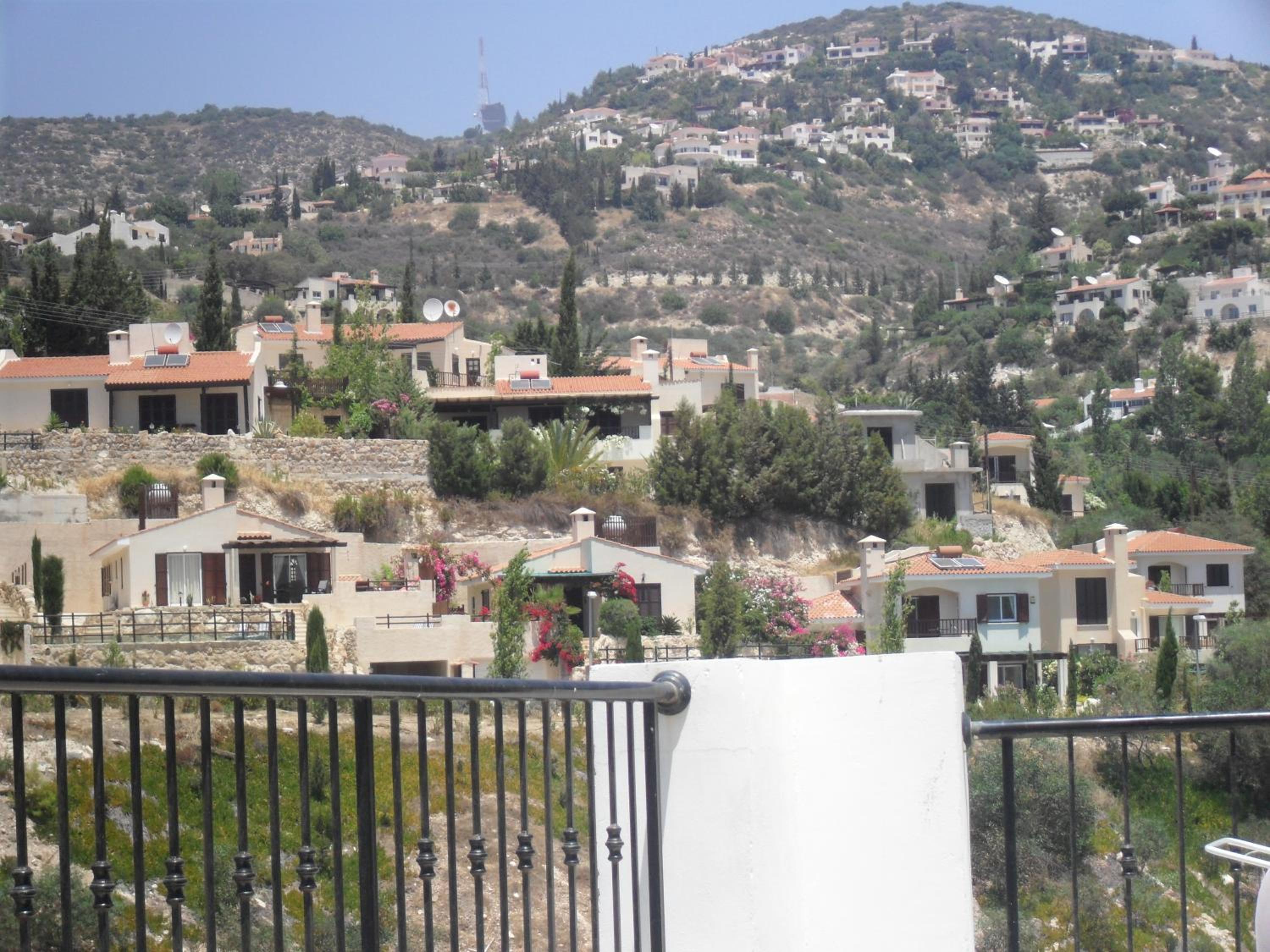 2 bed apt mountains and costal views with pool view 2