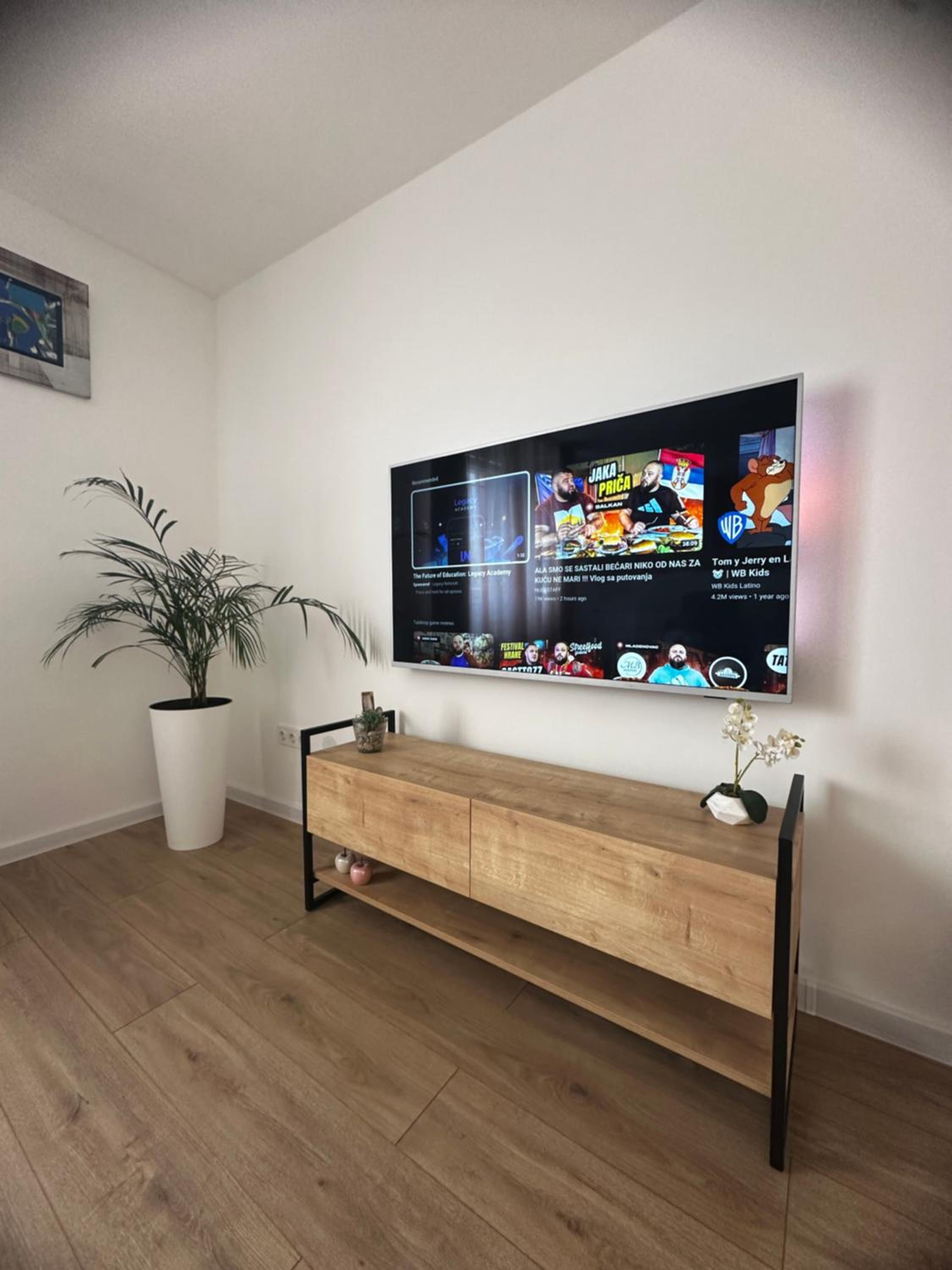 Apartment Mey