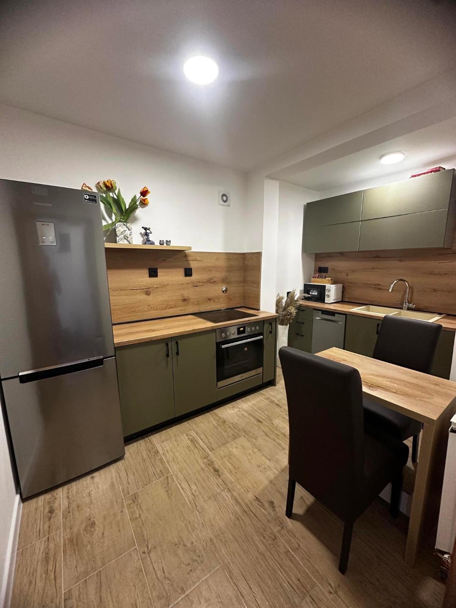 Apartment Mey