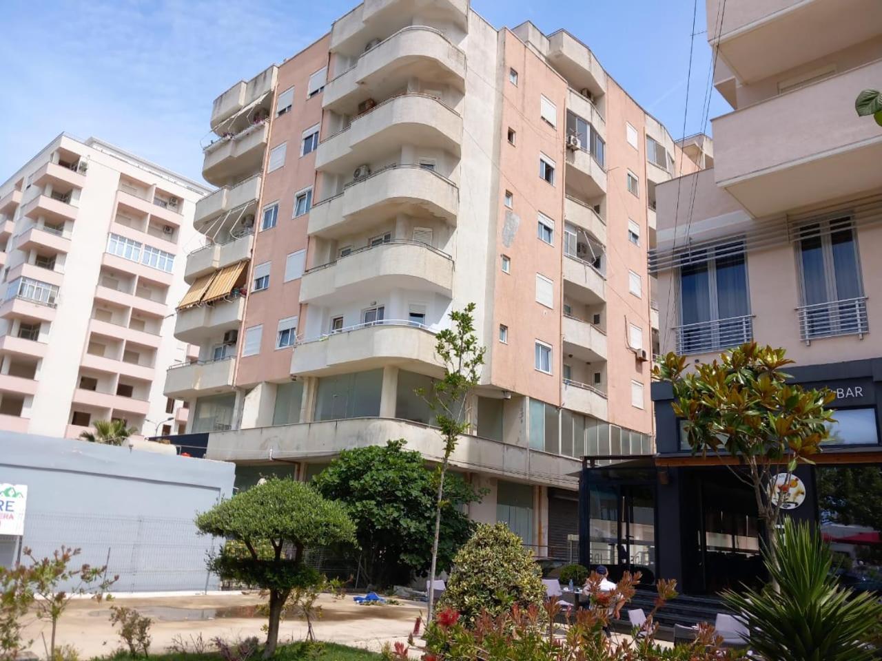 Arbora Apartment