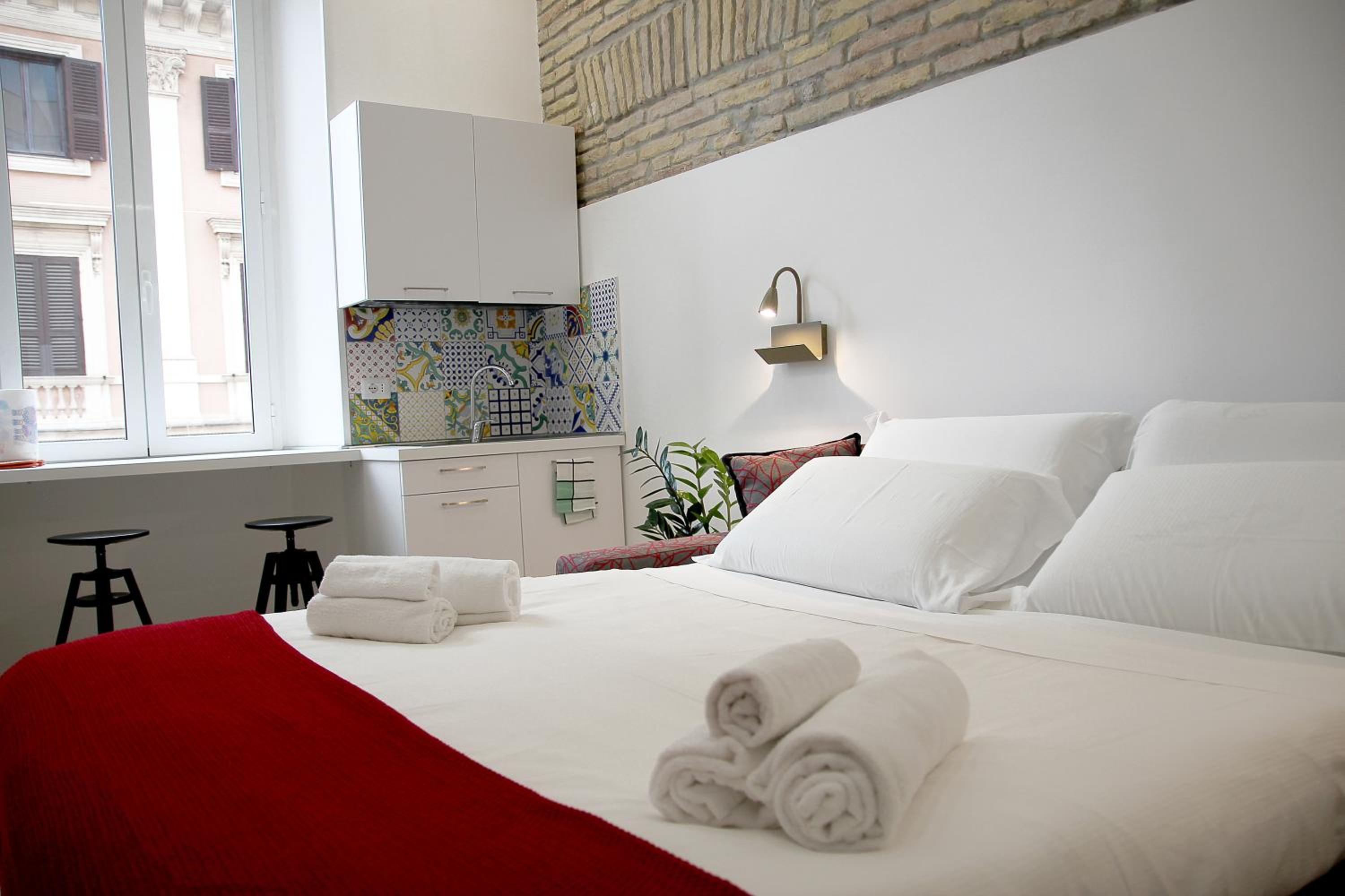 New Joyful Guest House