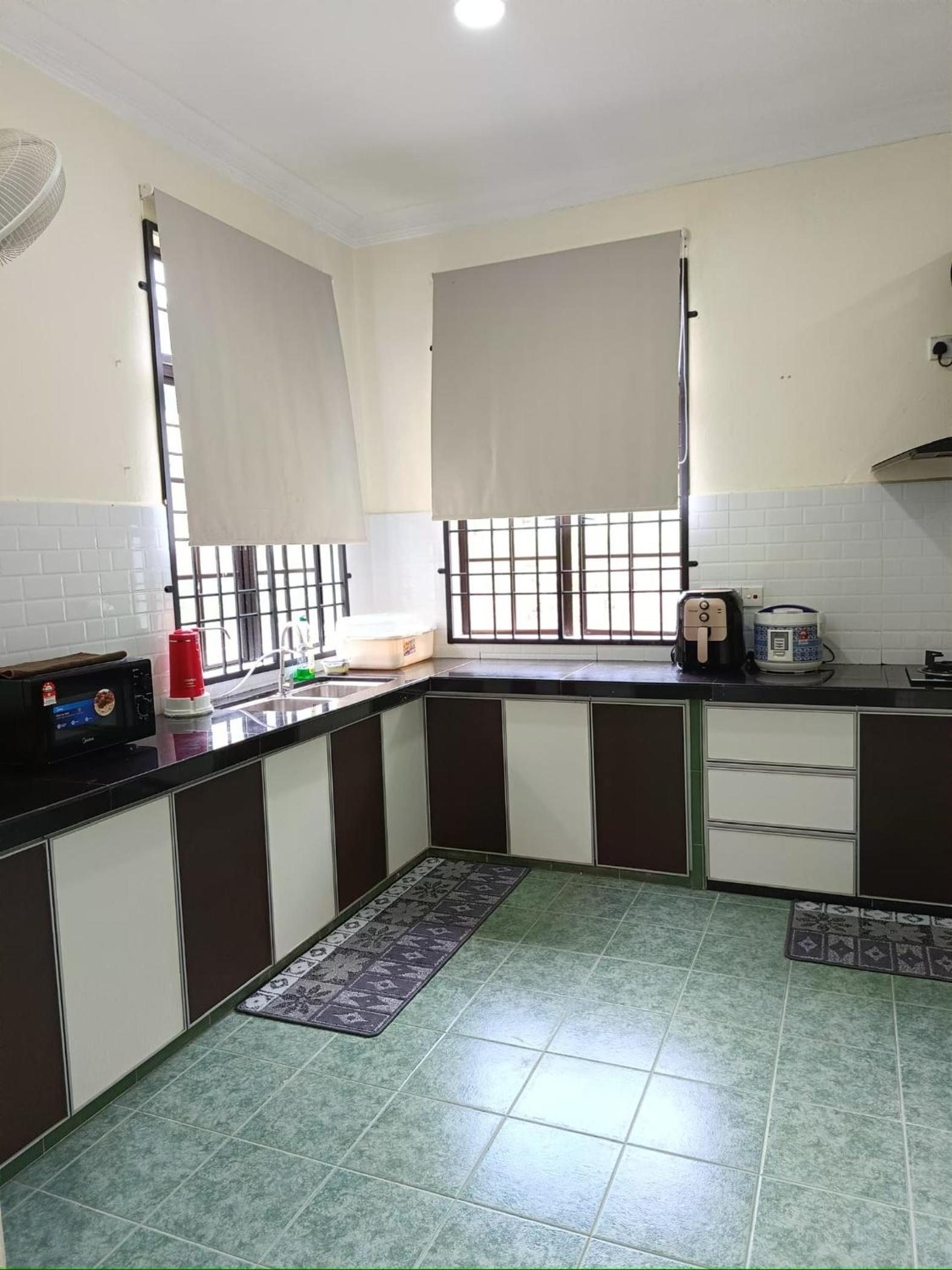 ZULMY Homestay Permaipura Golf