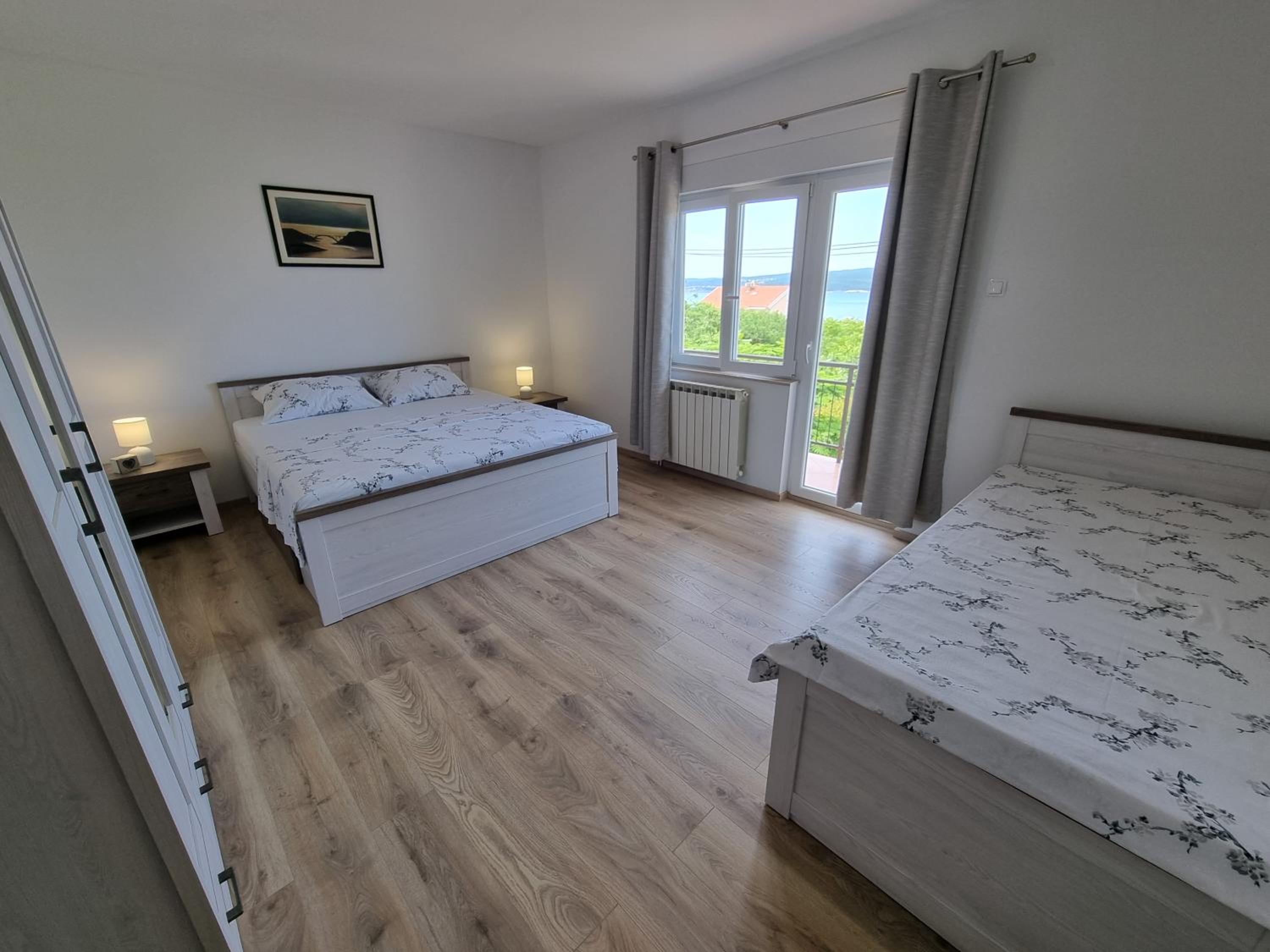 BOZENA Apartments with balcony and sea view