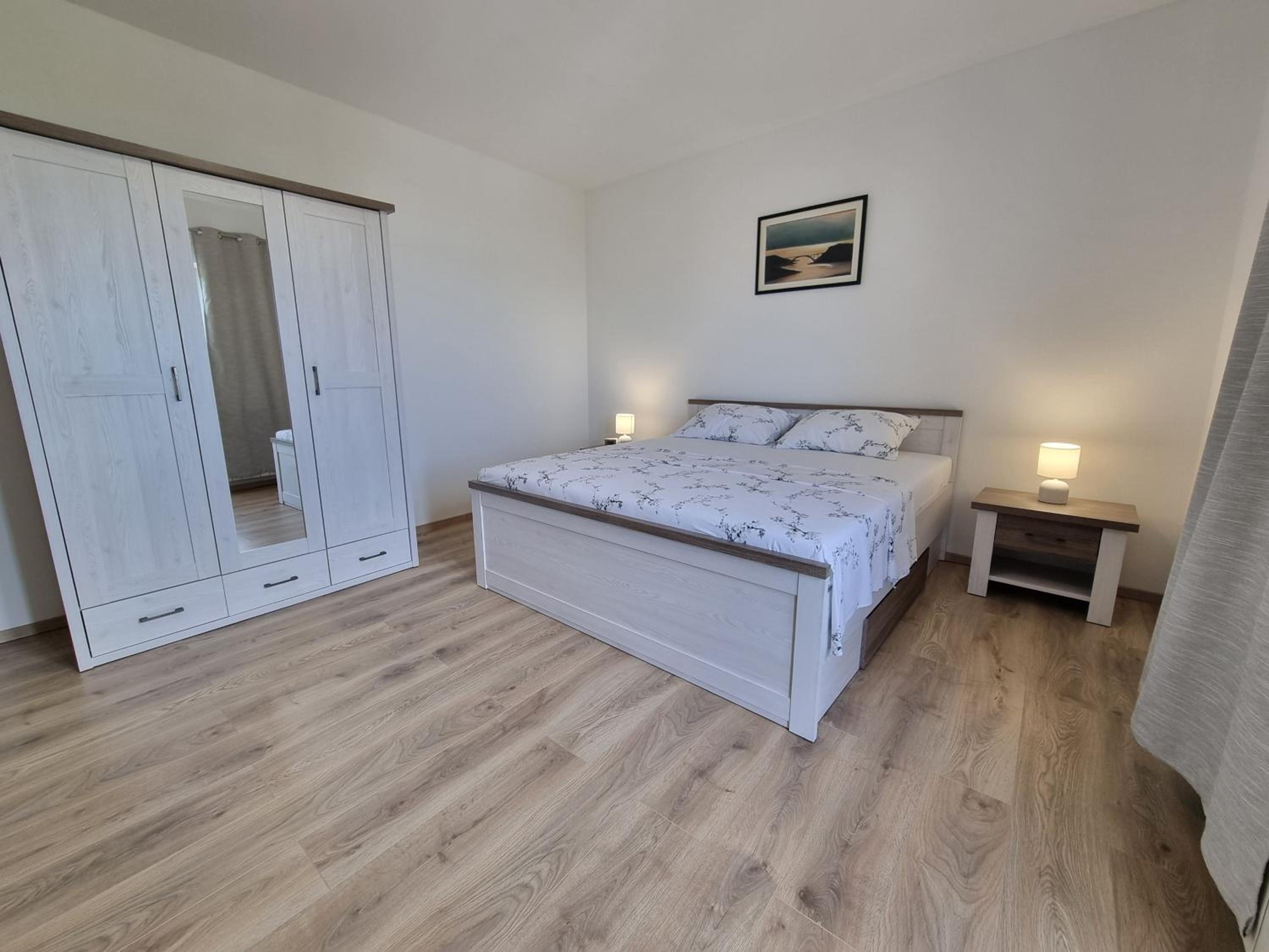 BOZENA Apartments with balcony and sea view
