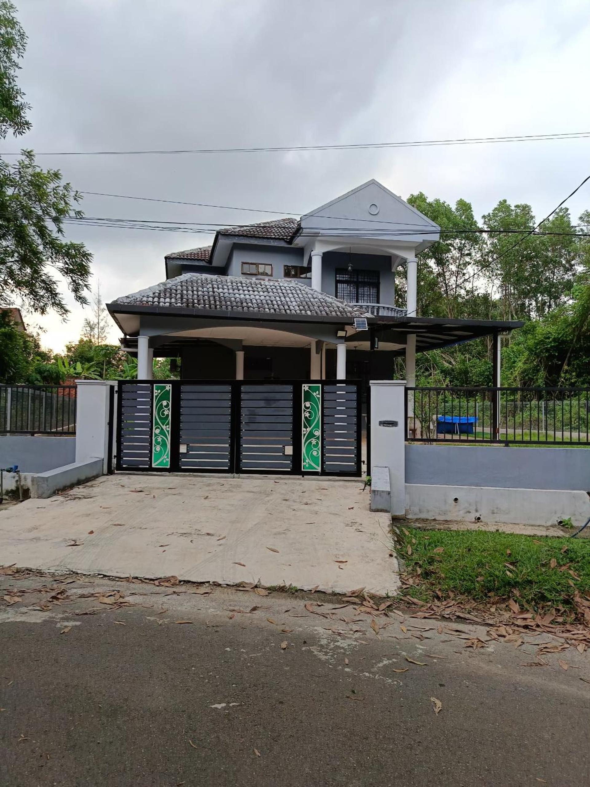 ZULMY Homestay Permaipura Golf