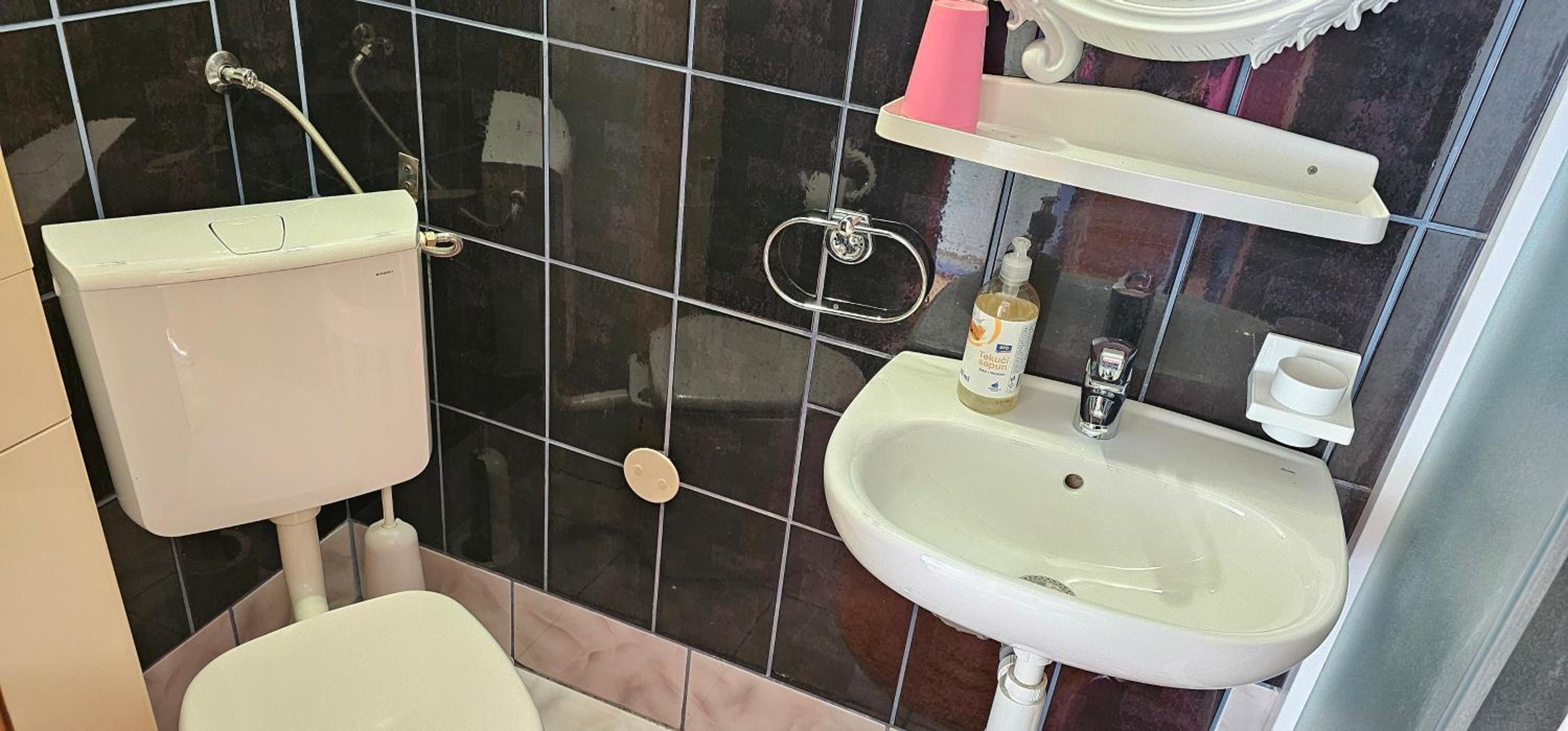 Apartment Marino en Krk — bathroom