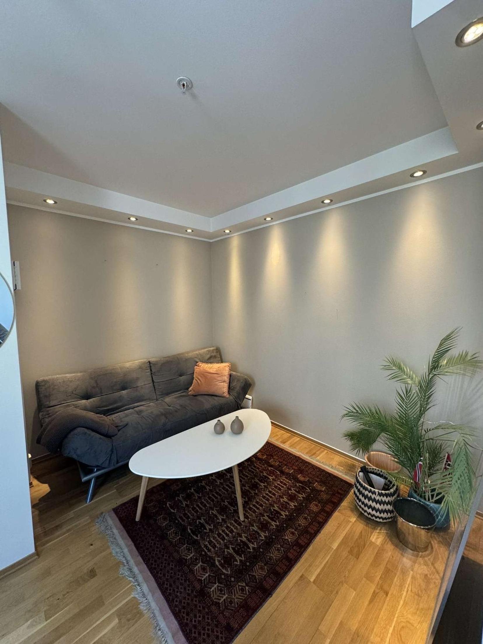 Cosy city apartment view 3