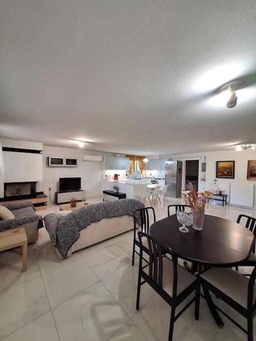 Kalamia BeachHouse