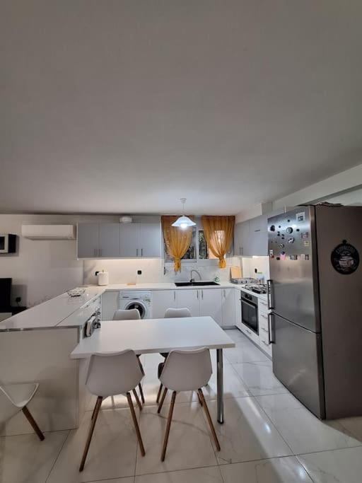 Kalamia BeachHouse
