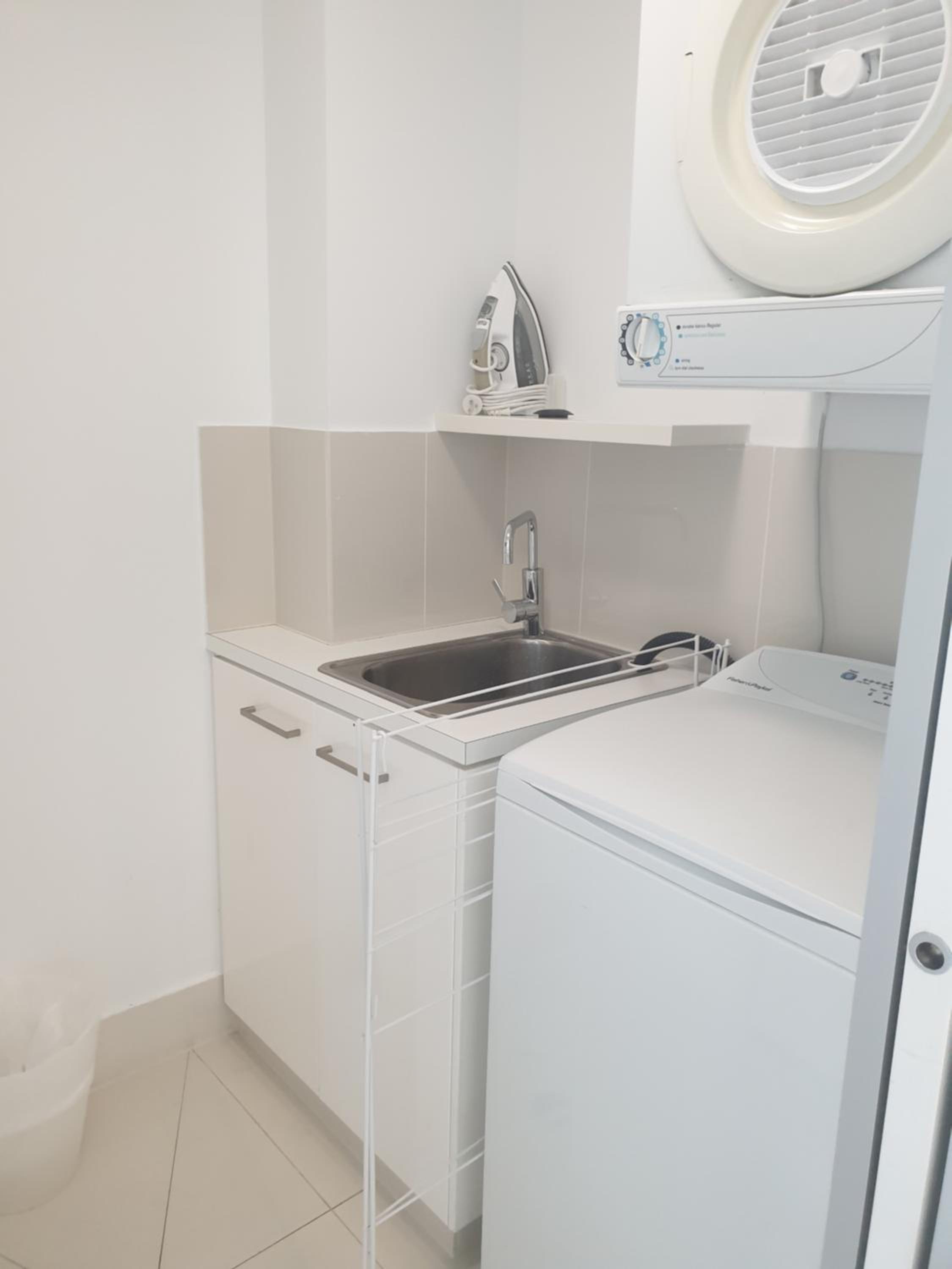 Level 36 Skyline View Lux Private Apartment - 2BR 1B 1C