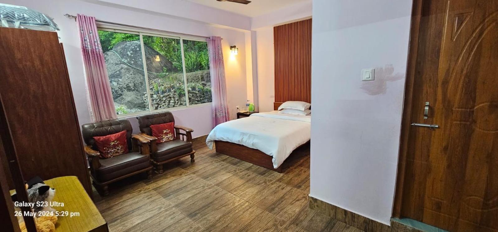 Dzoomlyang Homestay