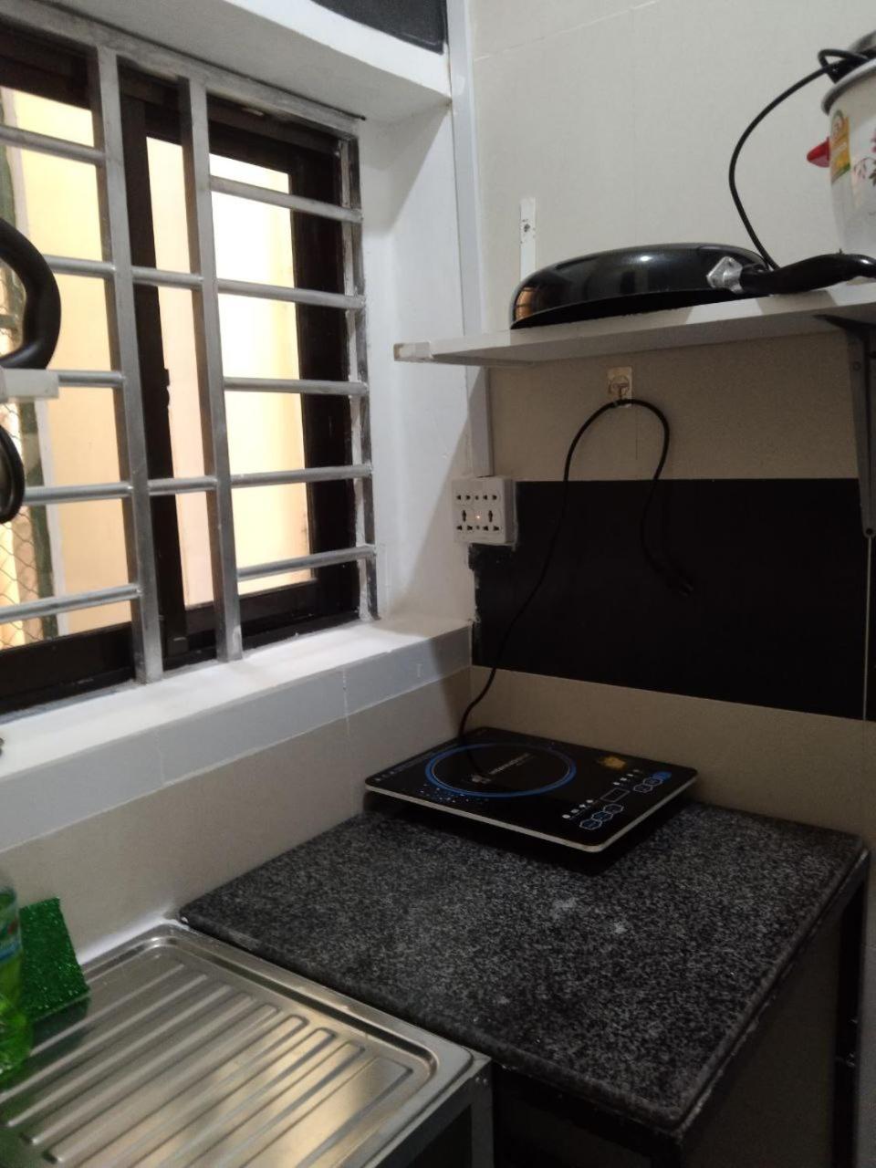 Room 8 Studio in a villa 5mn walk from the Royal Palace with swimming pool view 5