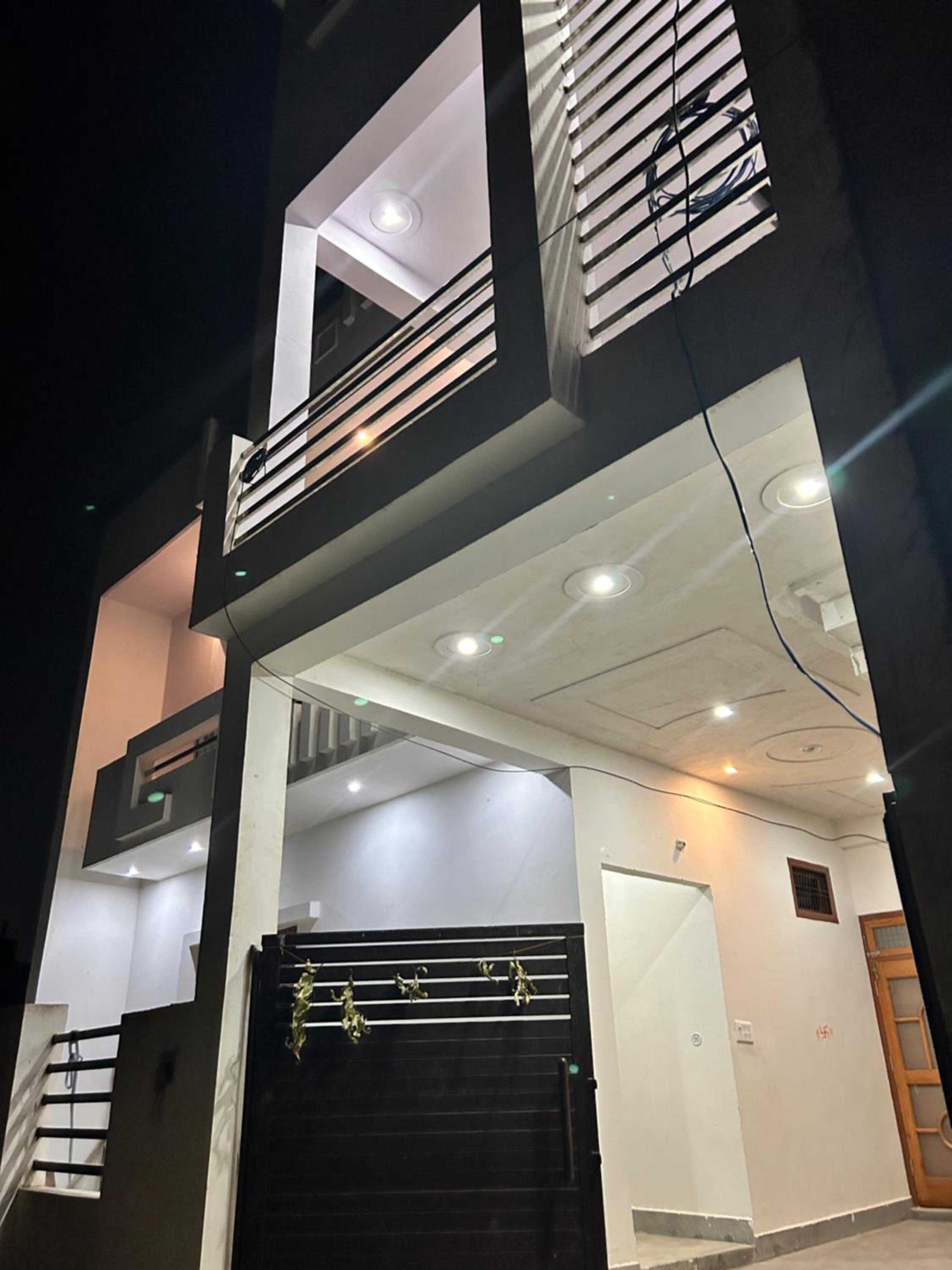 Aprajita Paying Guest House Free Pick-Up and Drop from Ayodhya Dham Railway Station