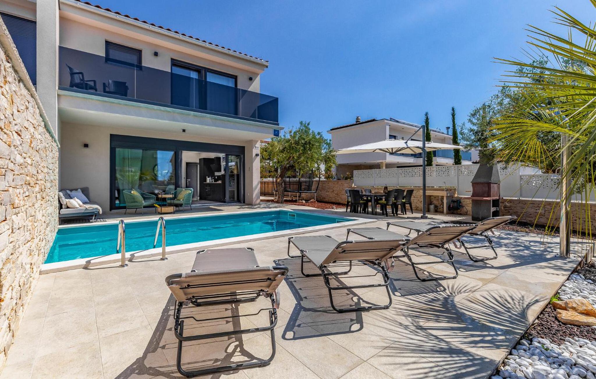 Beautiful Home In Fazana