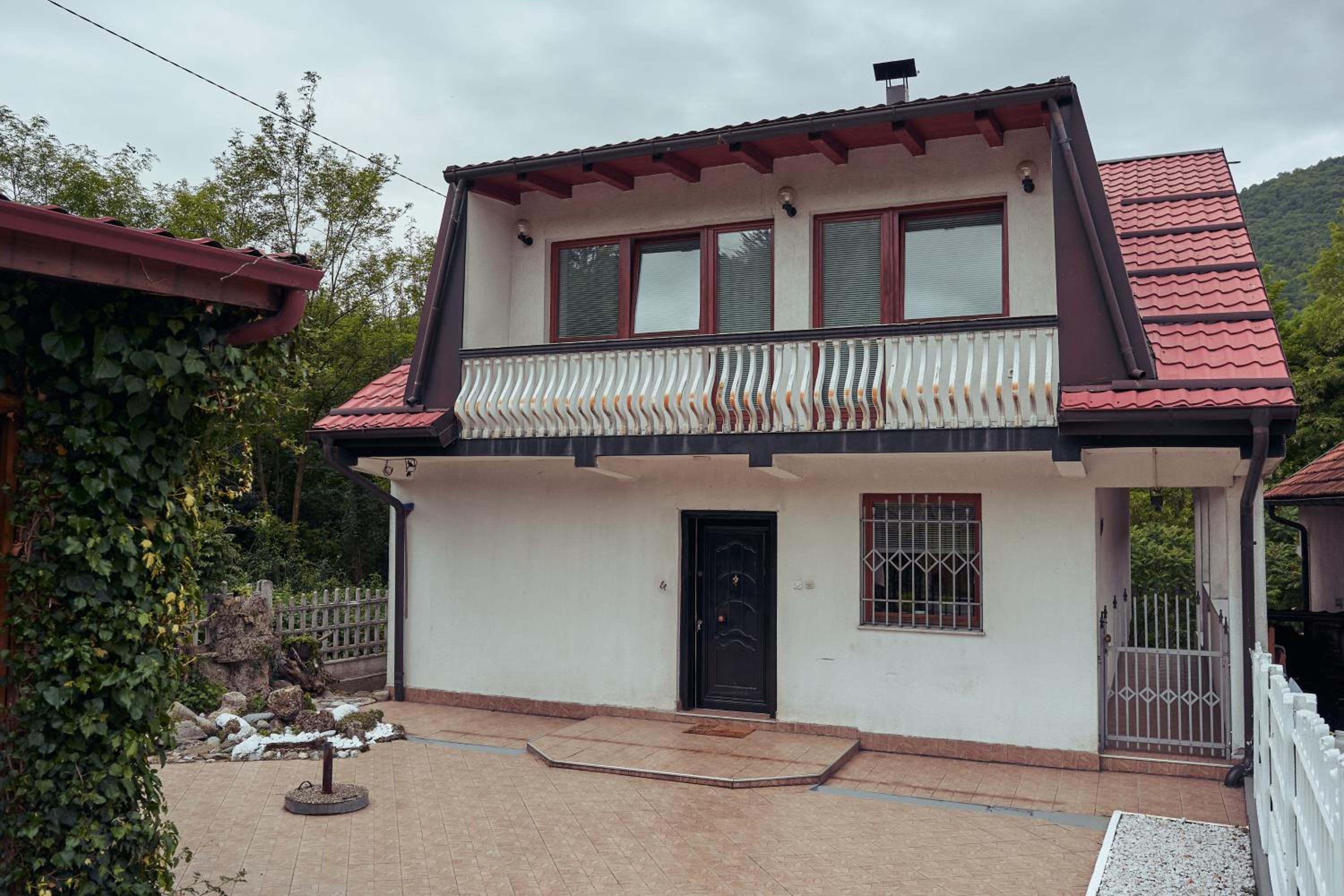 Nanki's Residence