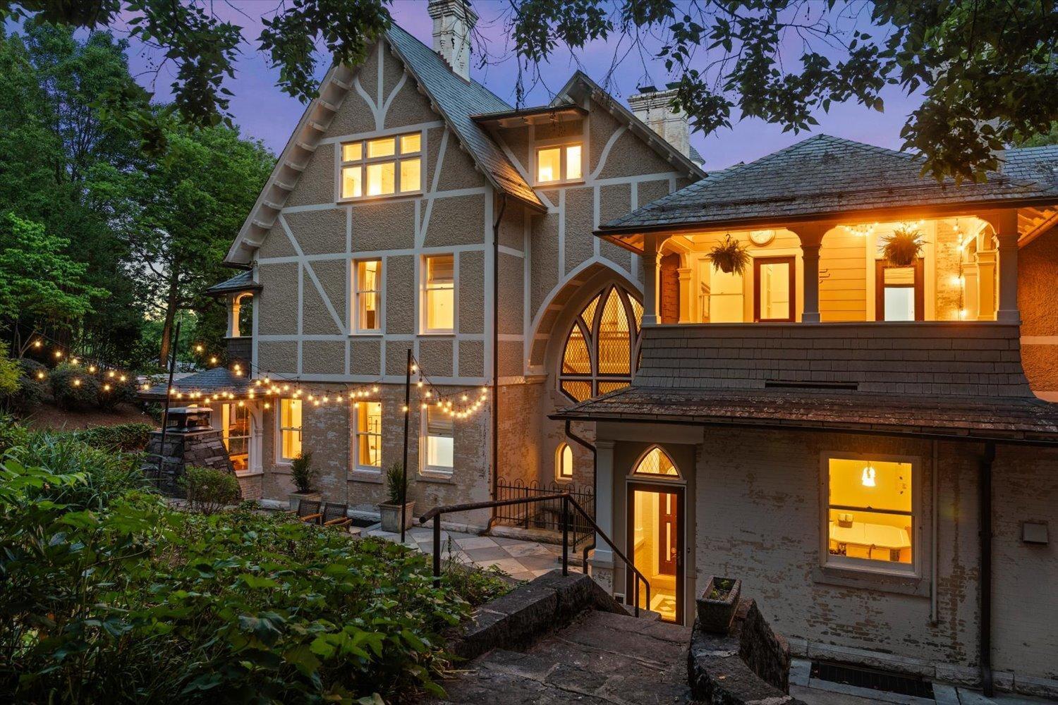 The Historic Inn at Oakdene view 2