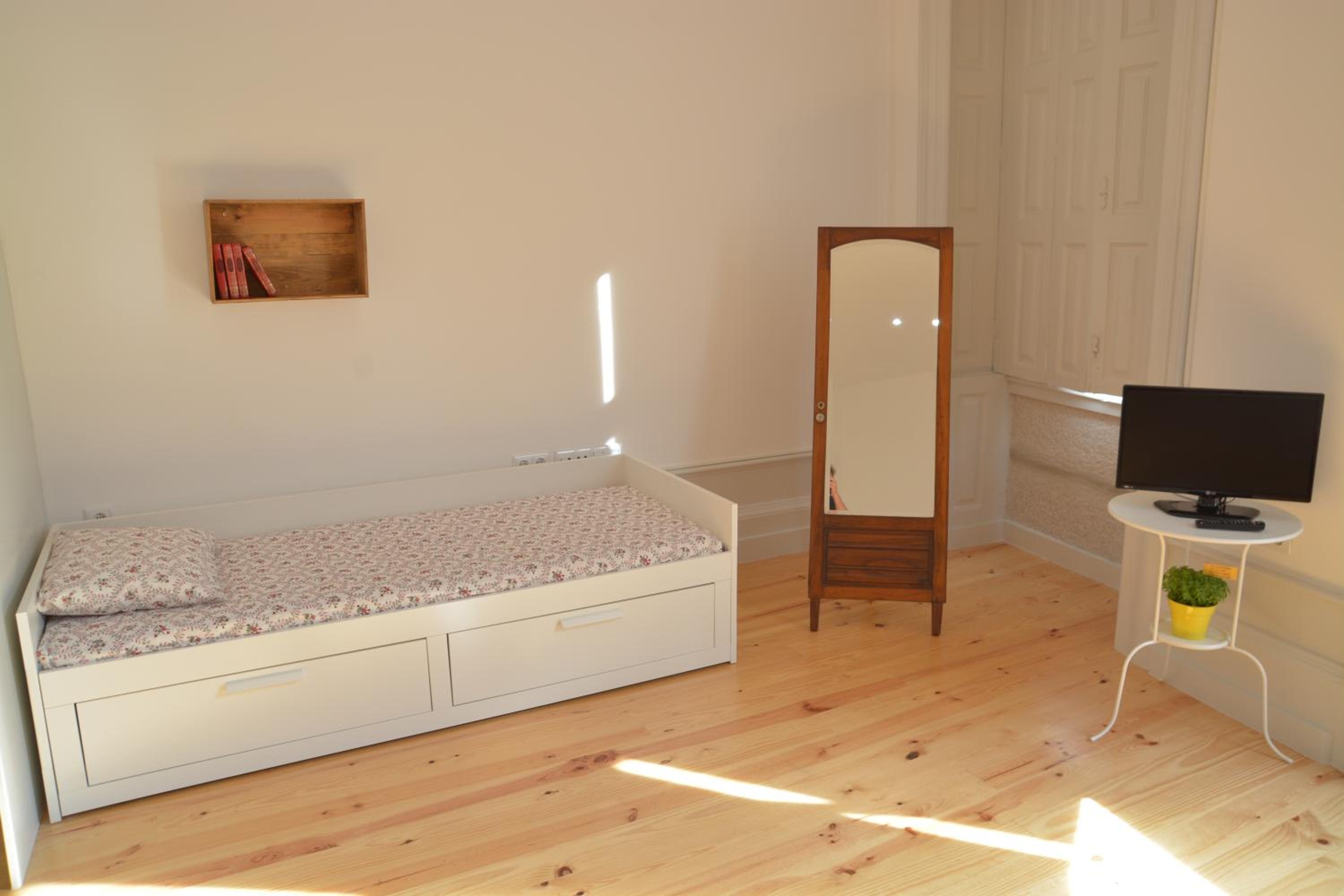 Photo 43