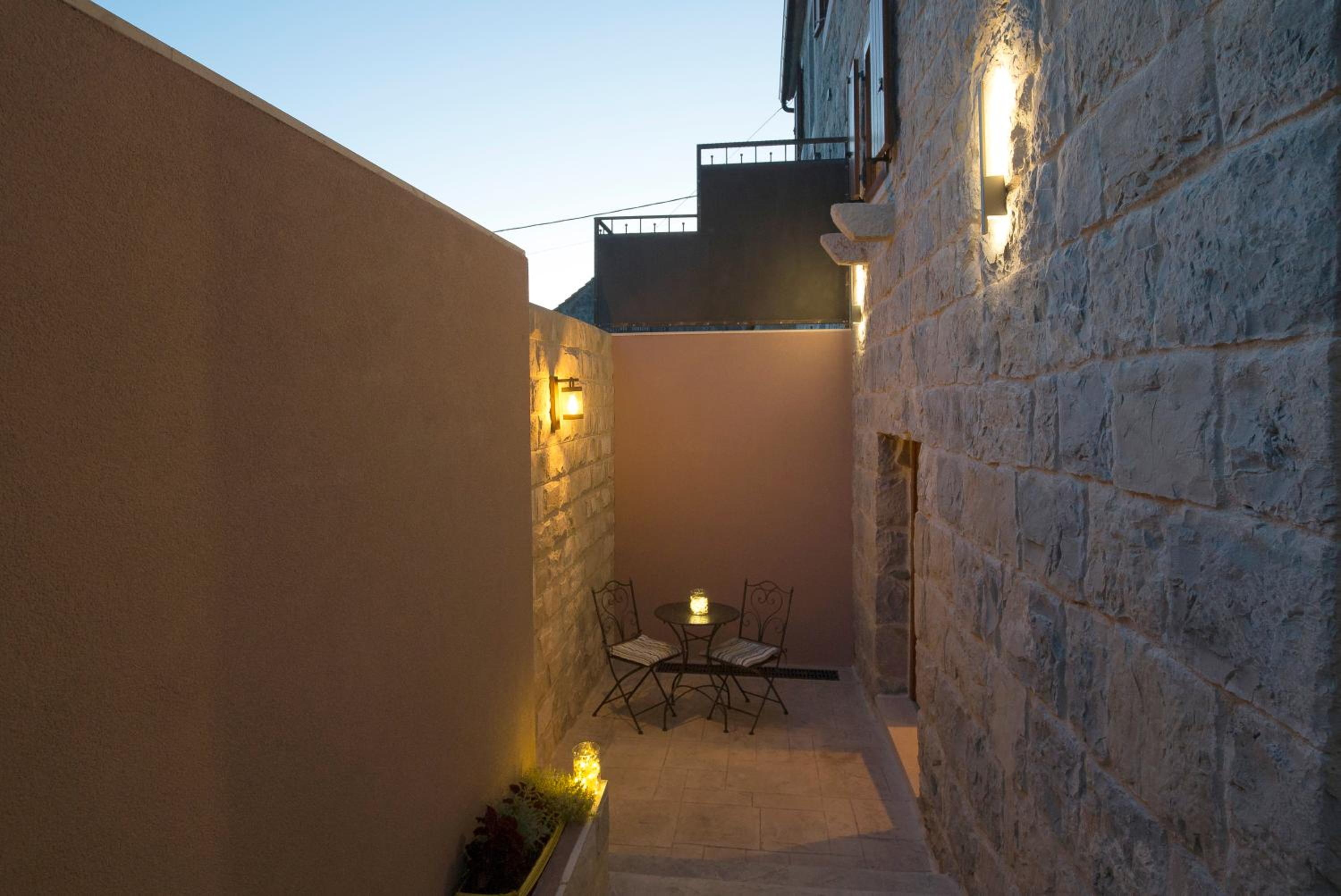 Stone house Oršulica
