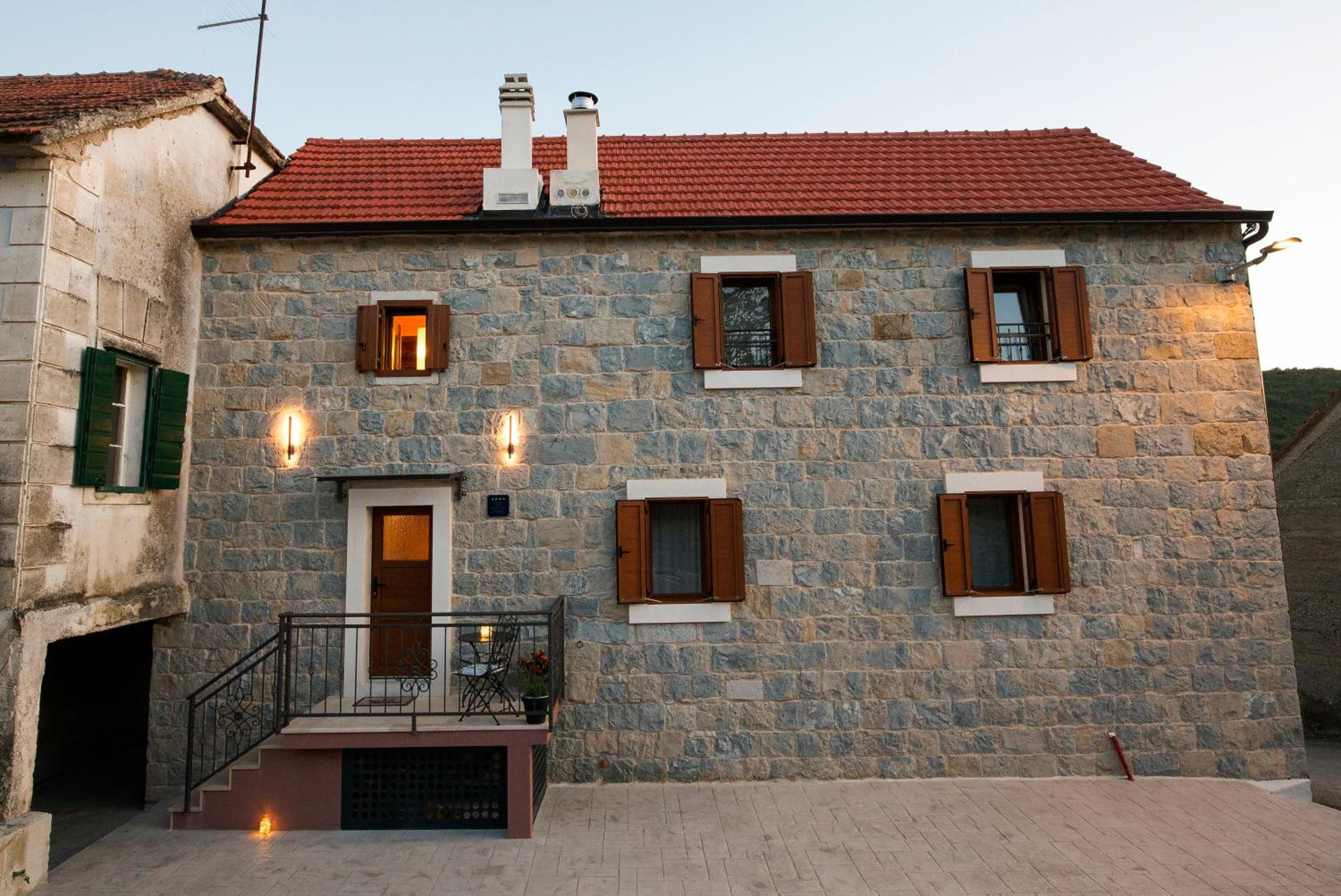 Stone house Oršulica