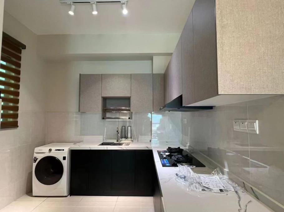 Sweet Apartment Subang near Inti college photo 4
