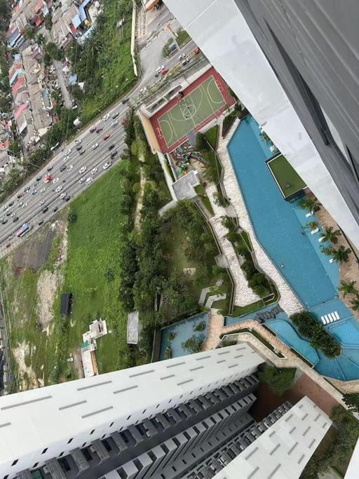 Sweet Apartment Subang near Inti college photo 5