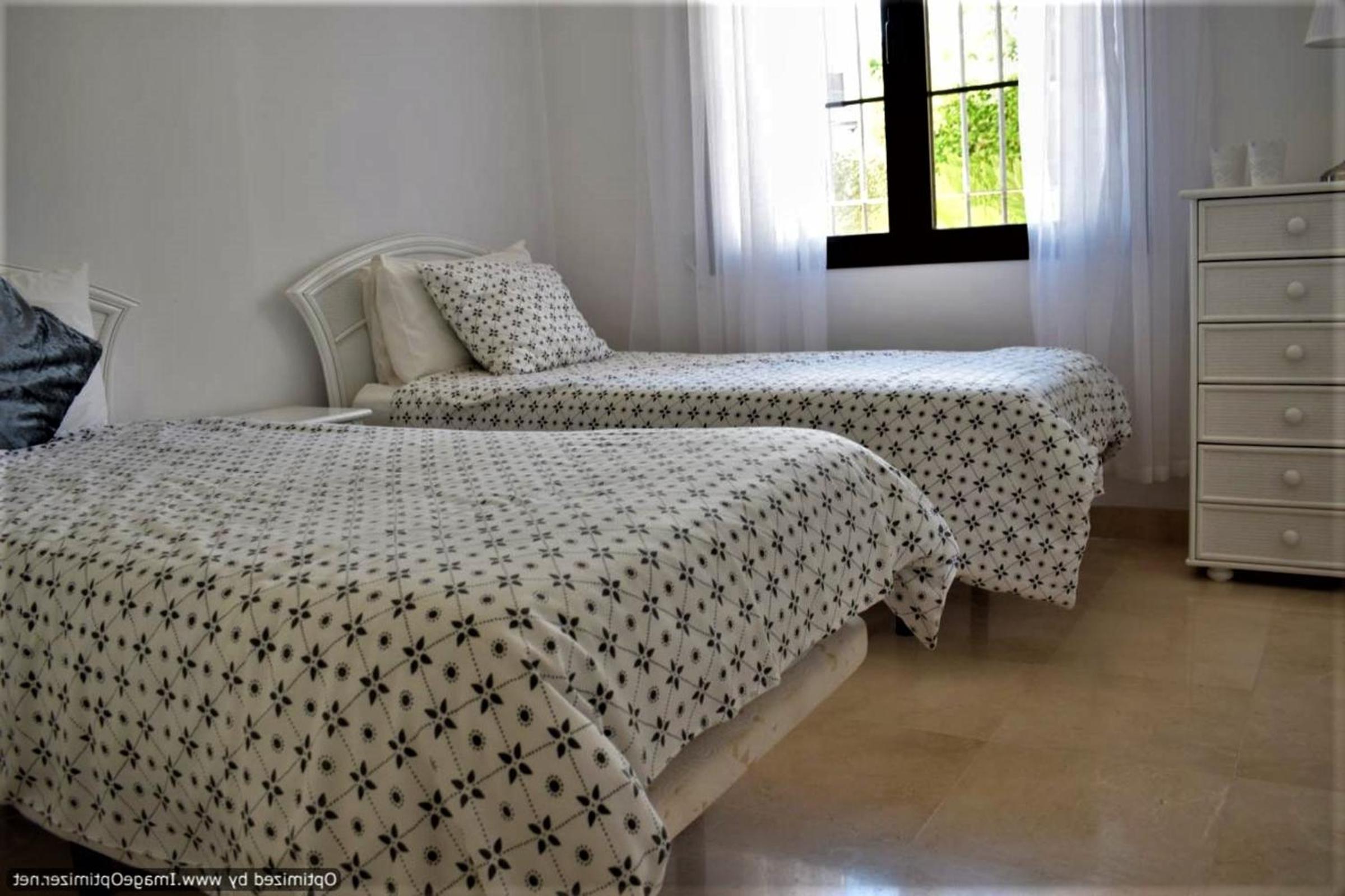 Superior 3BR GolfLA Apartment Minutes from Puerto Banus & Marbella