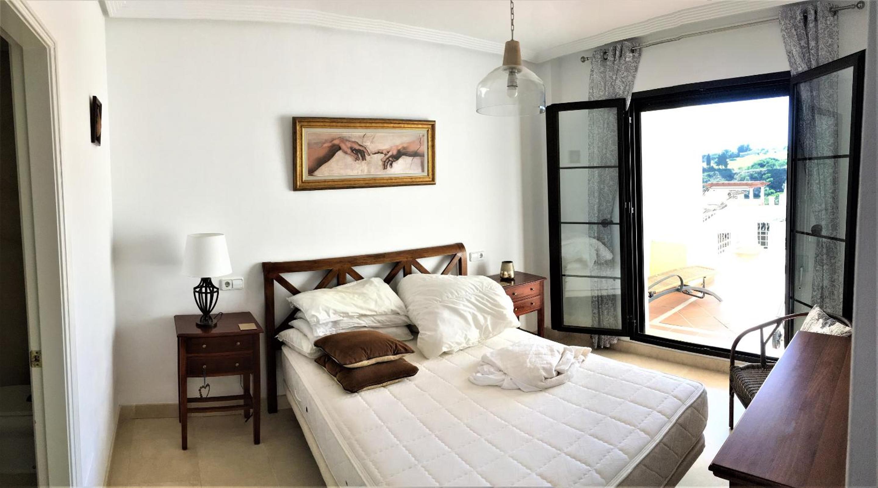 Superior 3BR GolfLA Apartment Minutes from Puerto Banus & Marbella