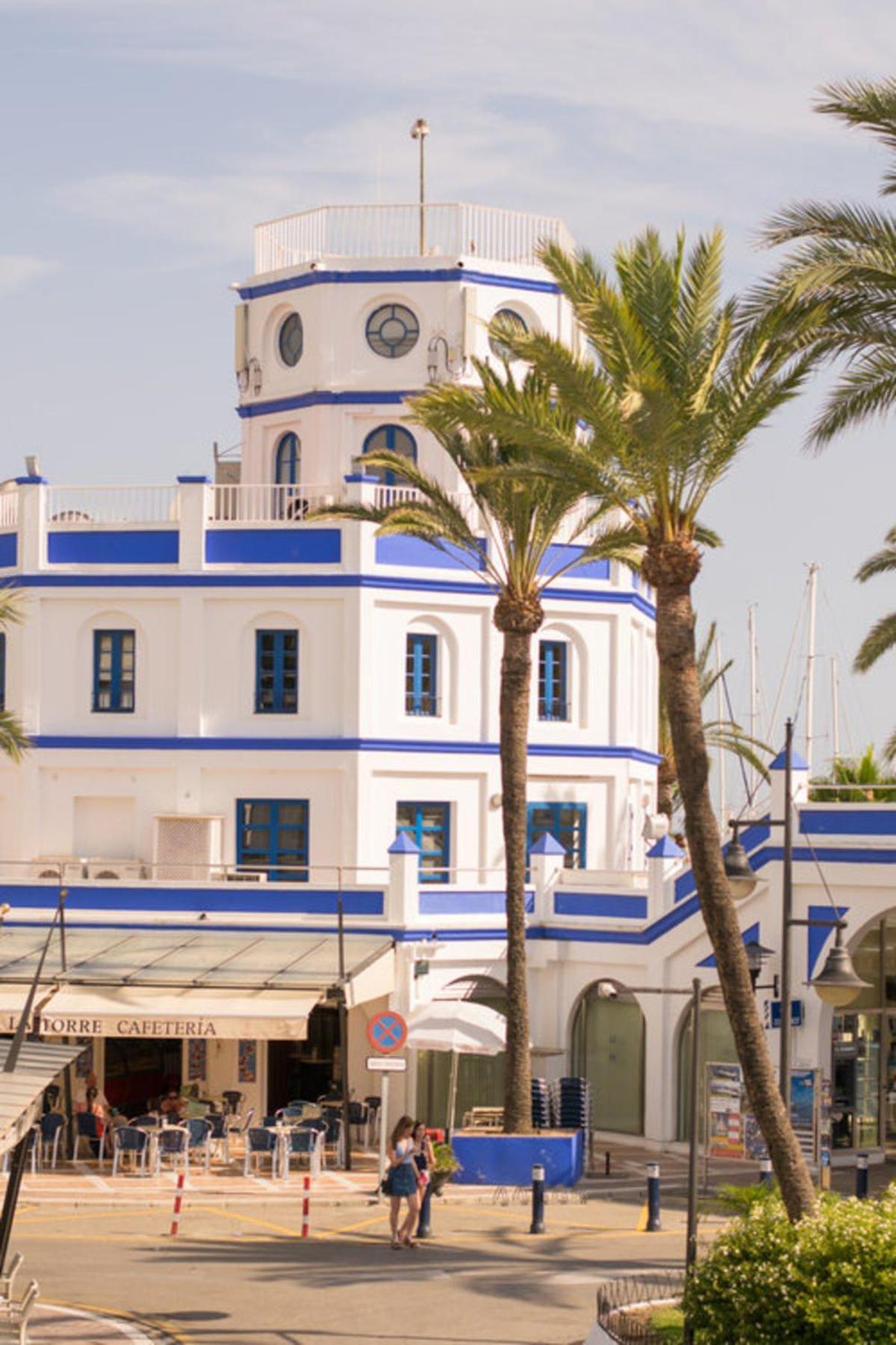 Superior 3BR GolfLA Apartment Minutes from Puerto Banus & Marbella