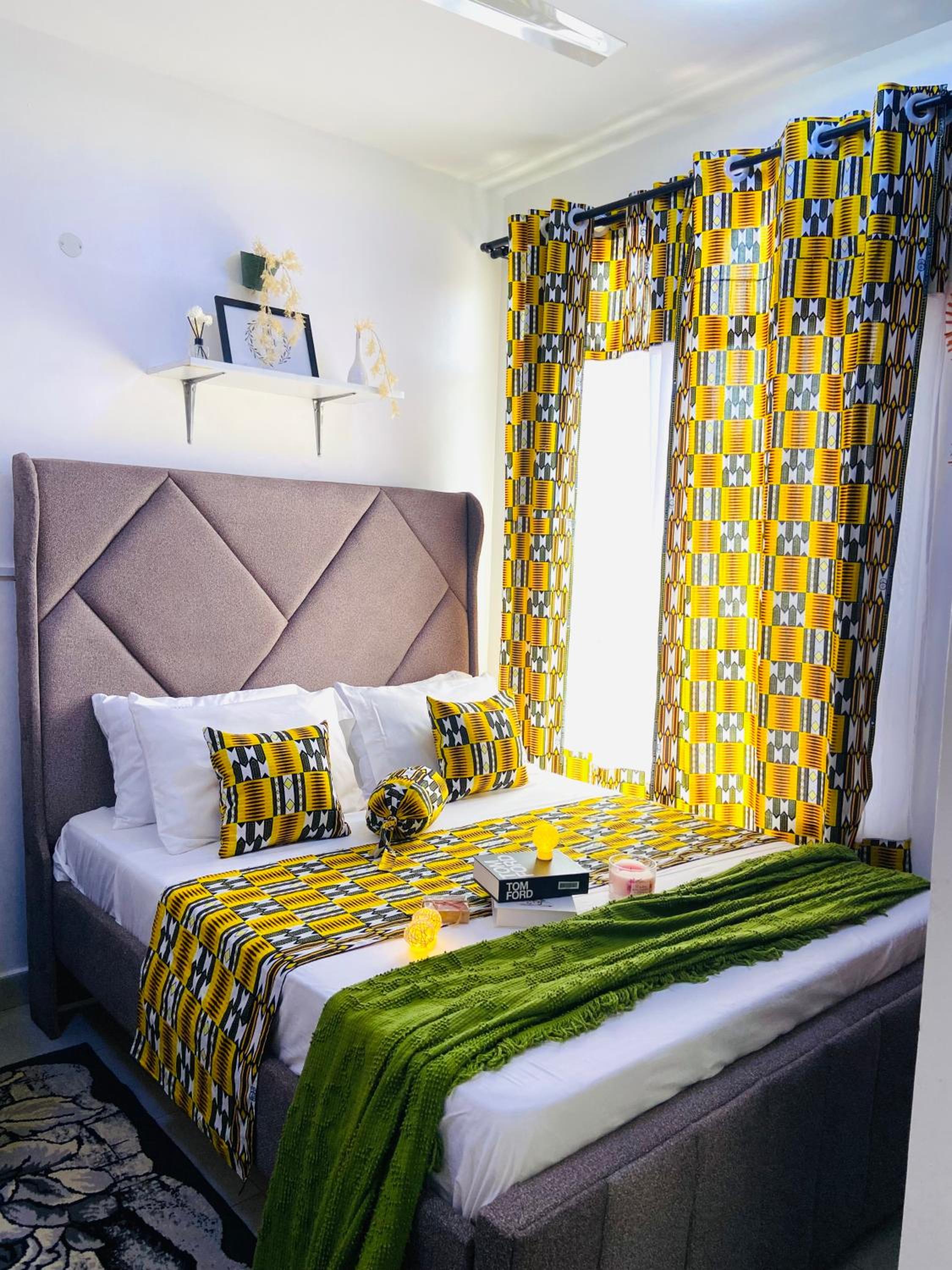 super cozy studio apartment view 4