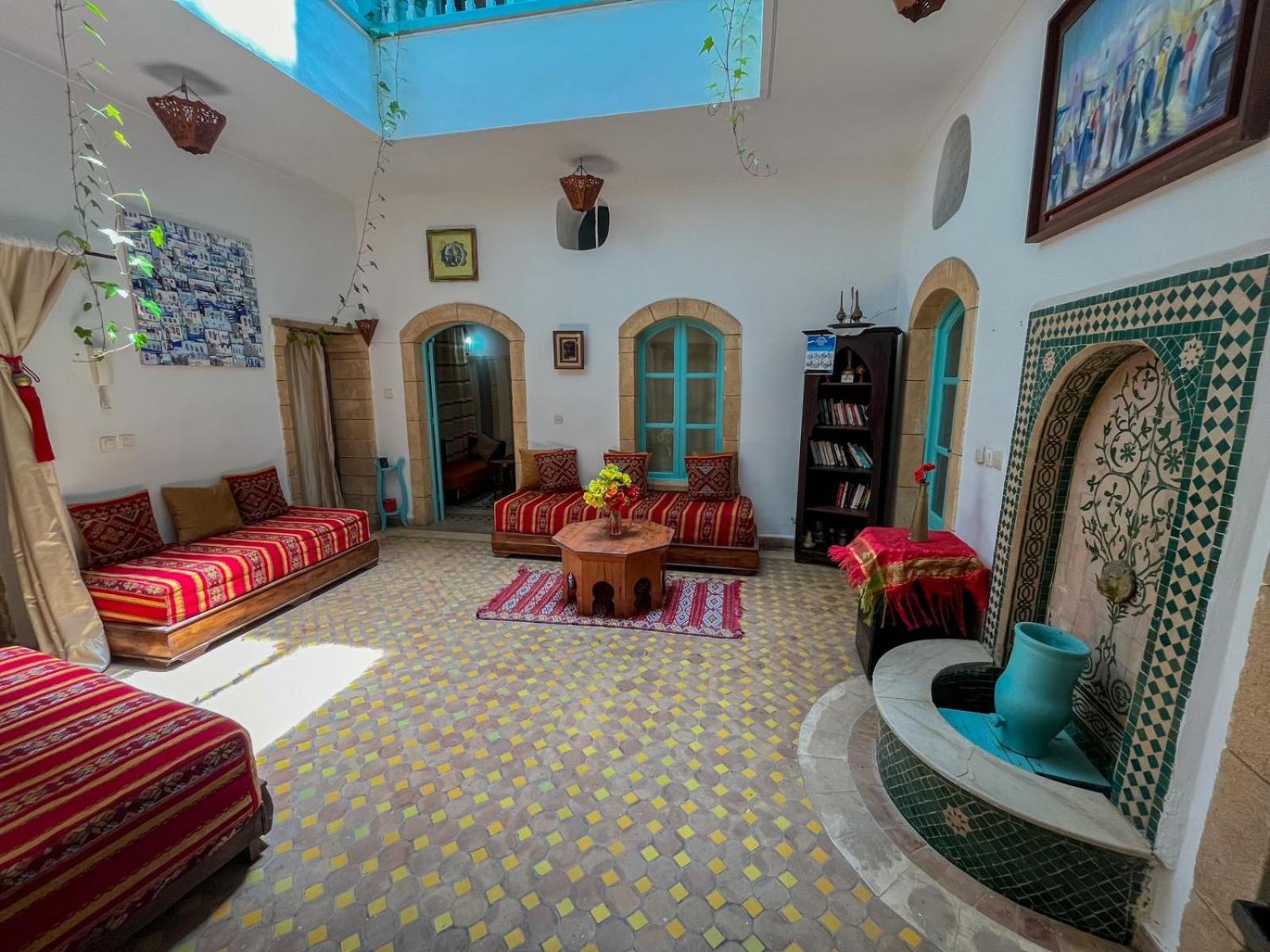 lounge