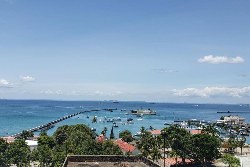 Residencial Tiffany's, Porto da Barra, Salvador-BA