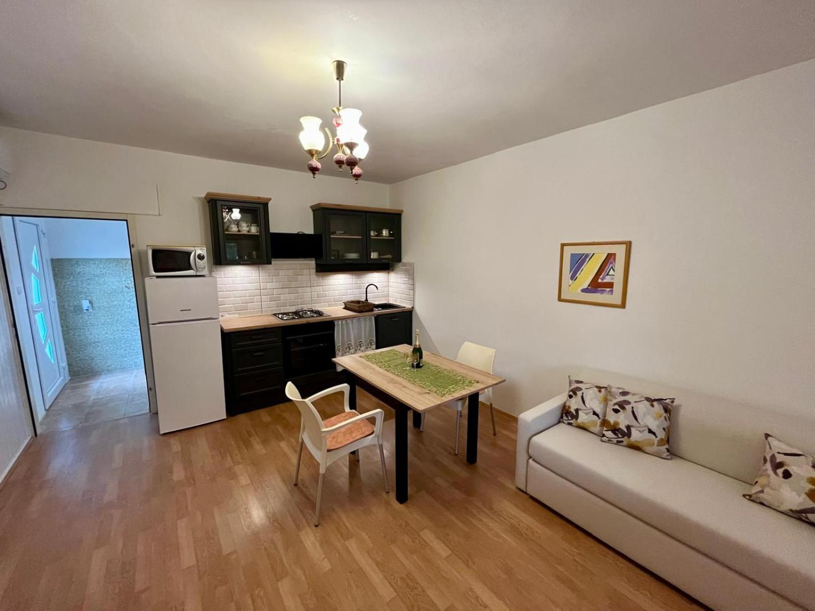 Apartmani Krunić view 5