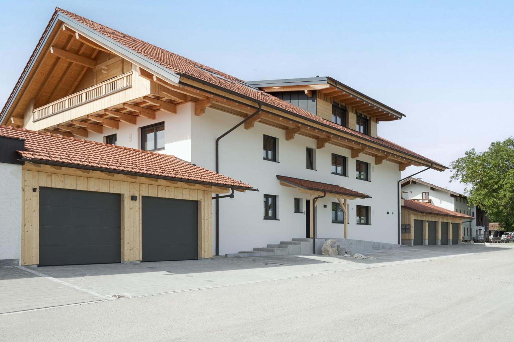 FENJOY Ferienapartments am Chiemsee - Balkon - BBQ