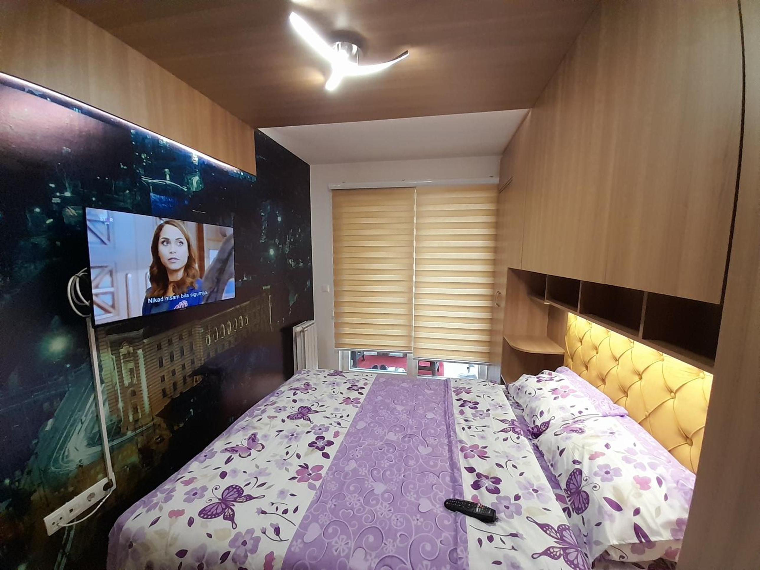 JACUZZI for RELAX - HOLLYWOOD Apartment, STUP, Sarajevo
