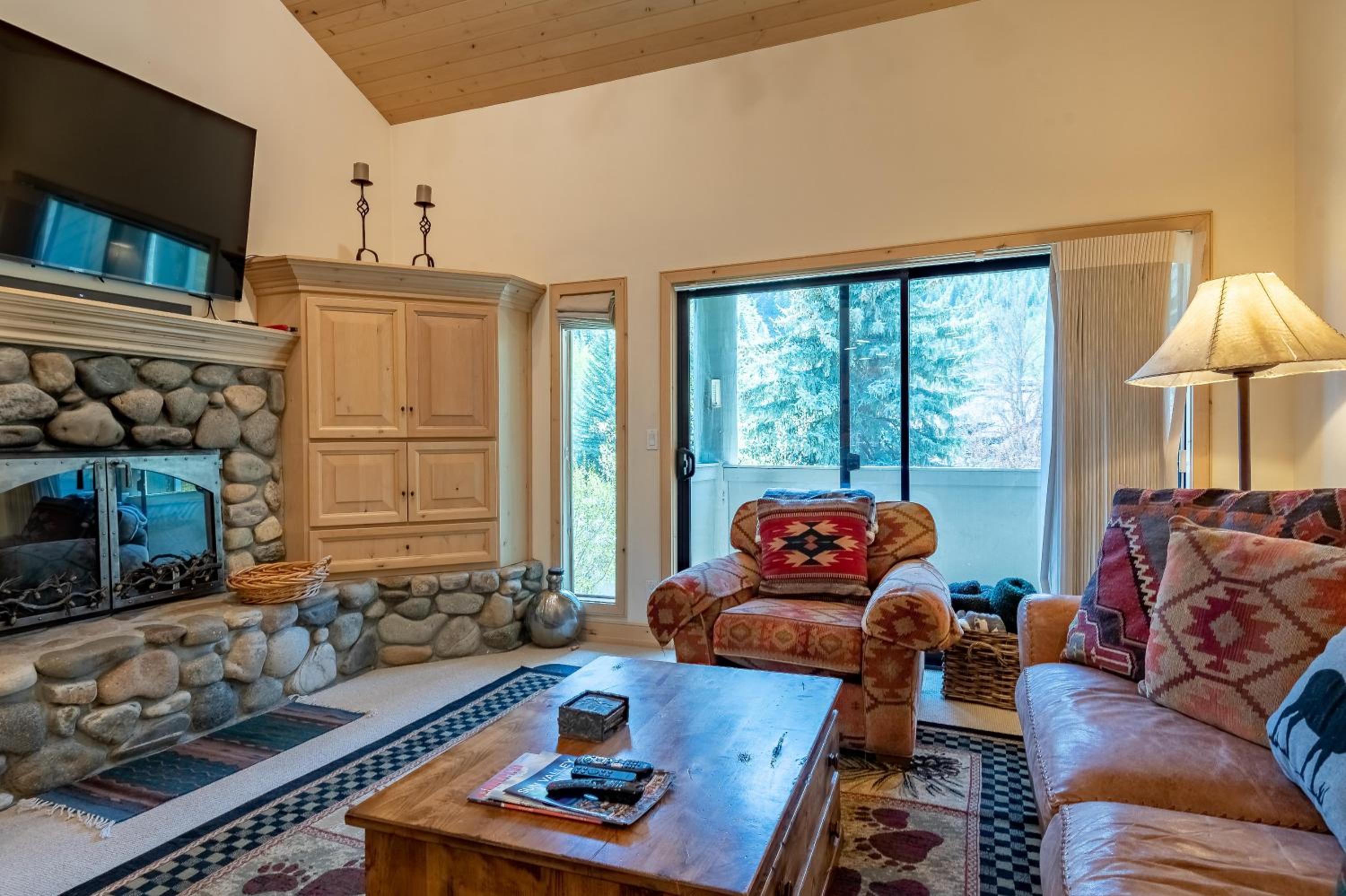 Ketchum Vacations - Greyhawk Condo 07 - Property Image 1