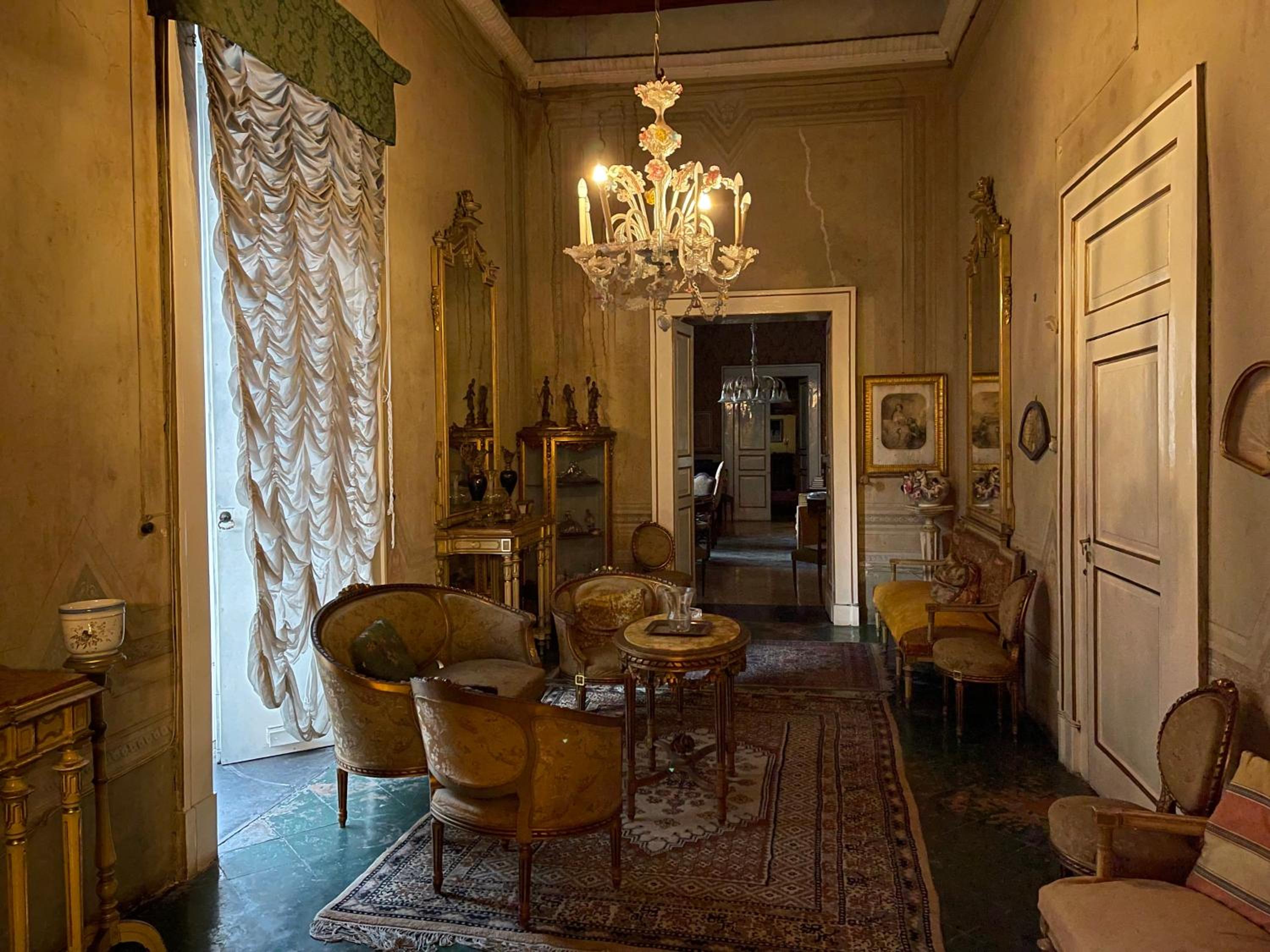 lounge