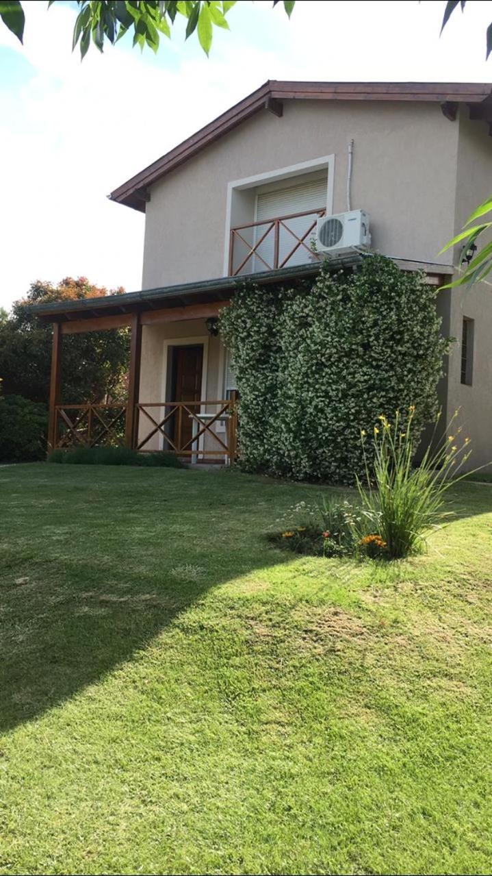 Casa Las Cortaderas