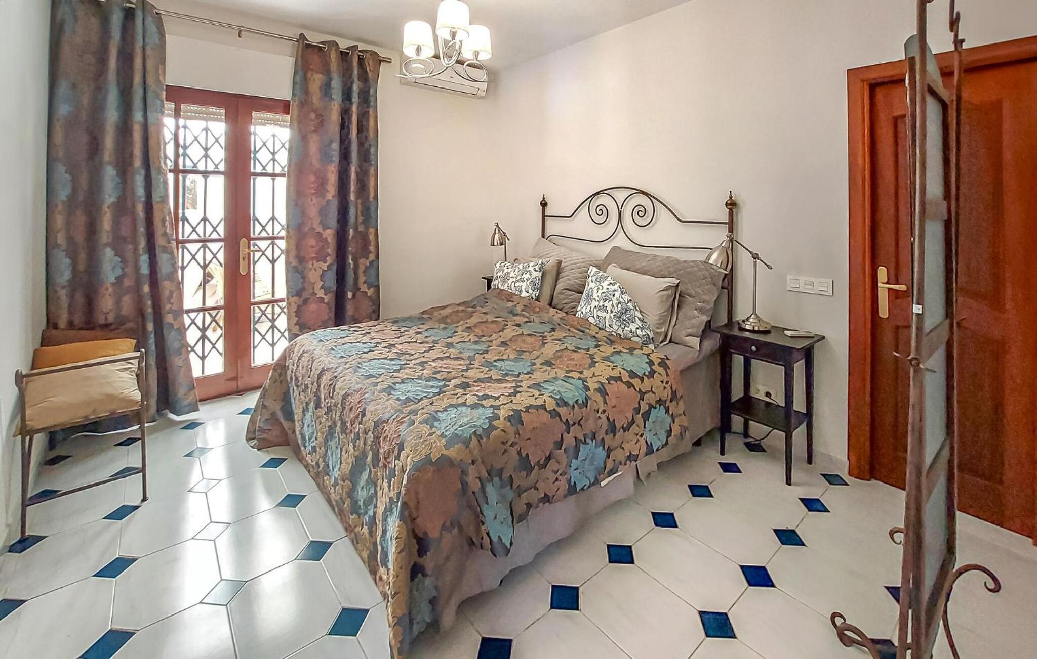 Gorgeous Home In Mijas With Wifi photo 2