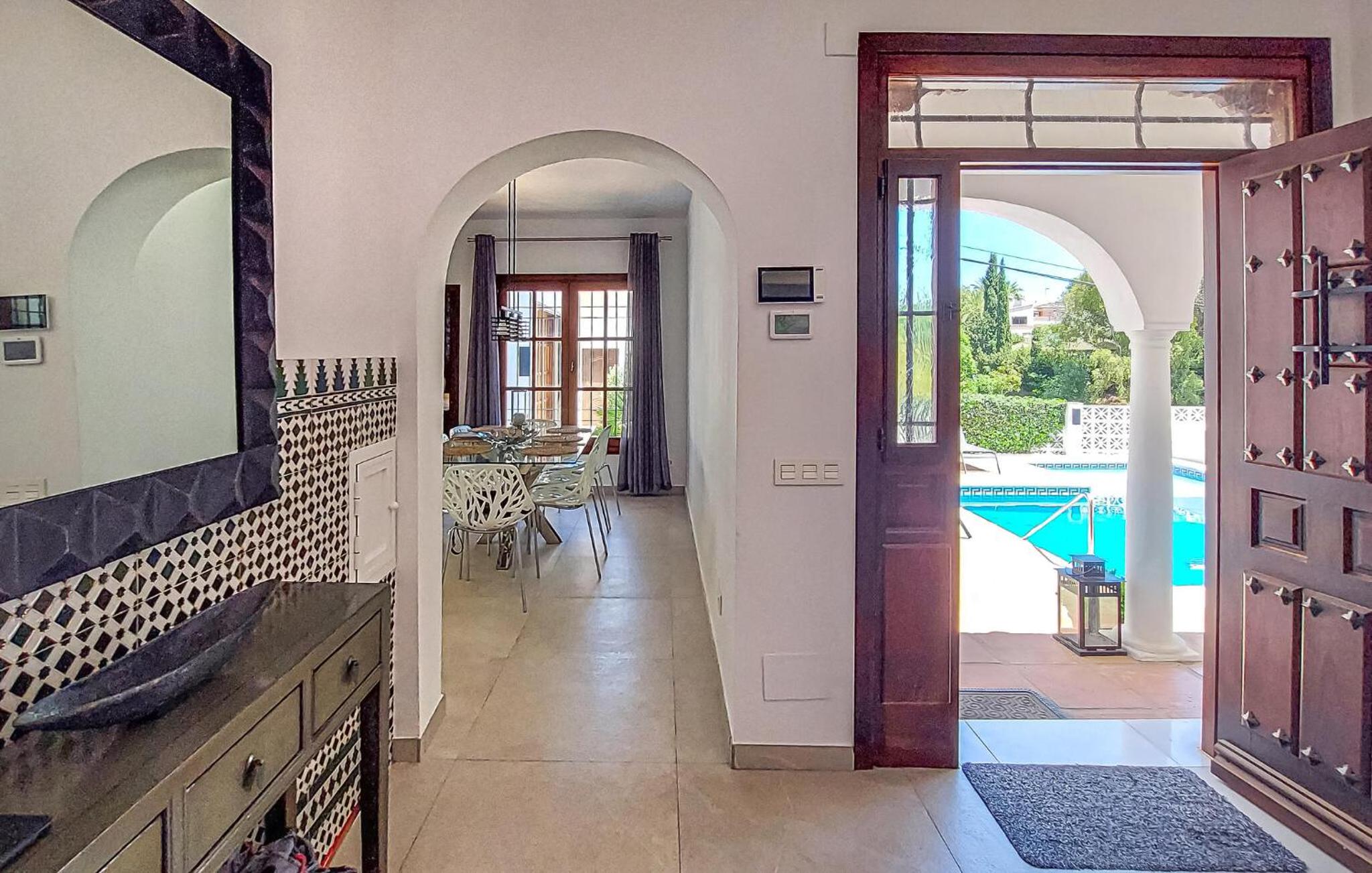 Gorgeous Home In Mijas With Wifi photo 5