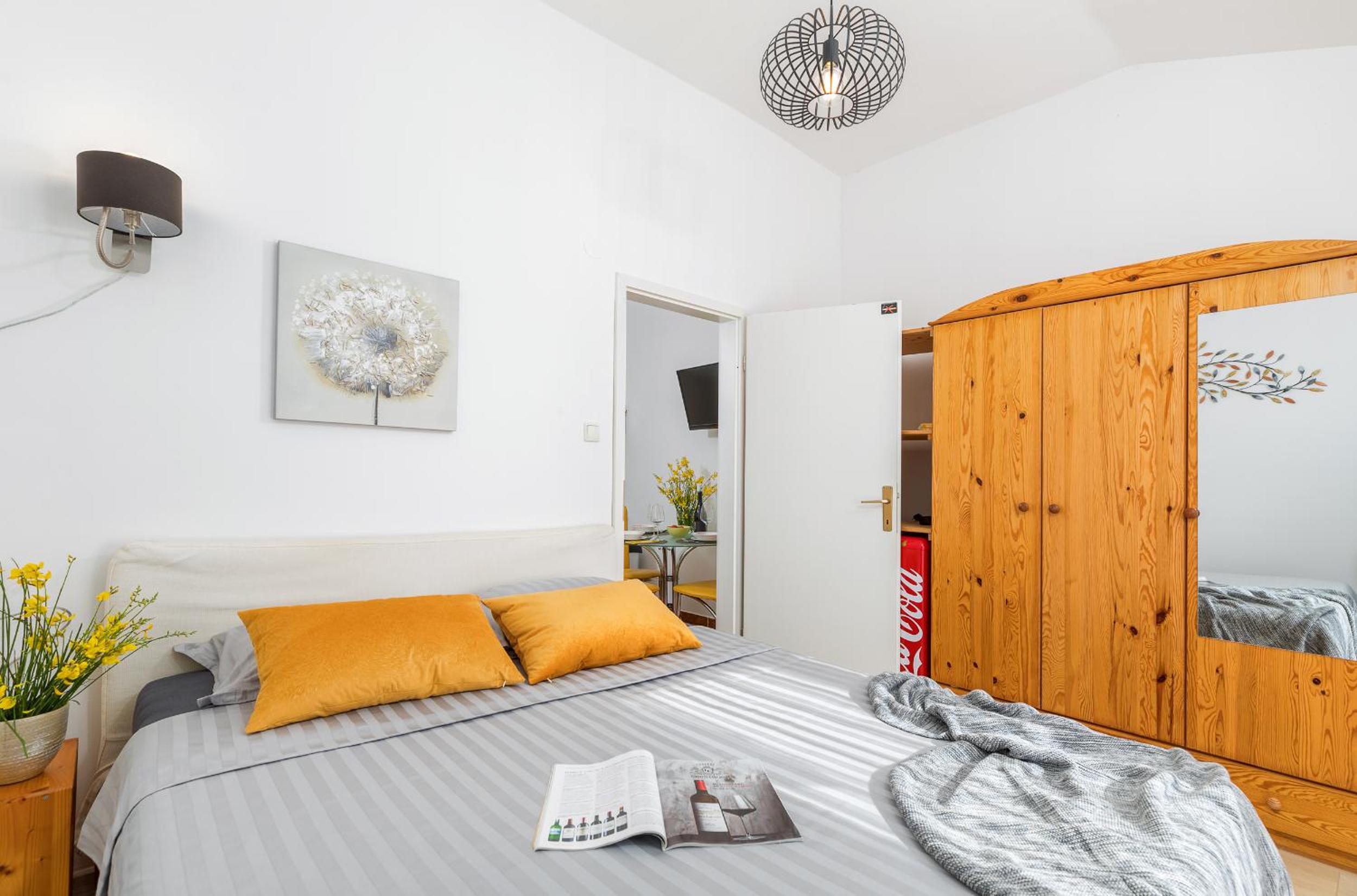 Apartment Suzana 2220 view 4