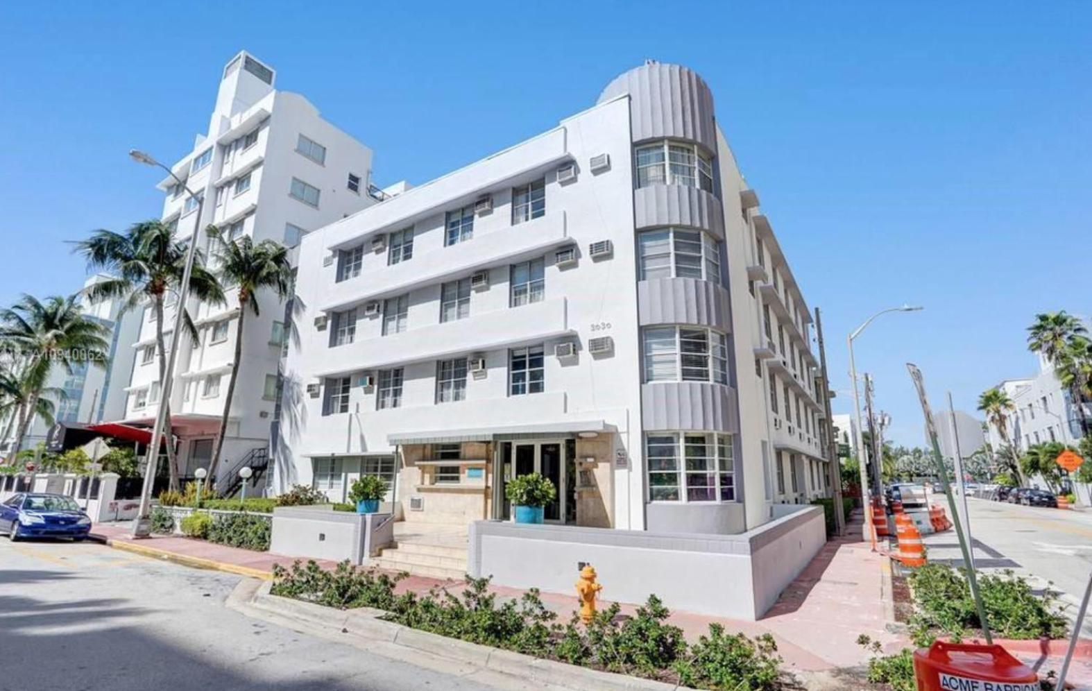 Amazing apartment in Miami Beach view 4